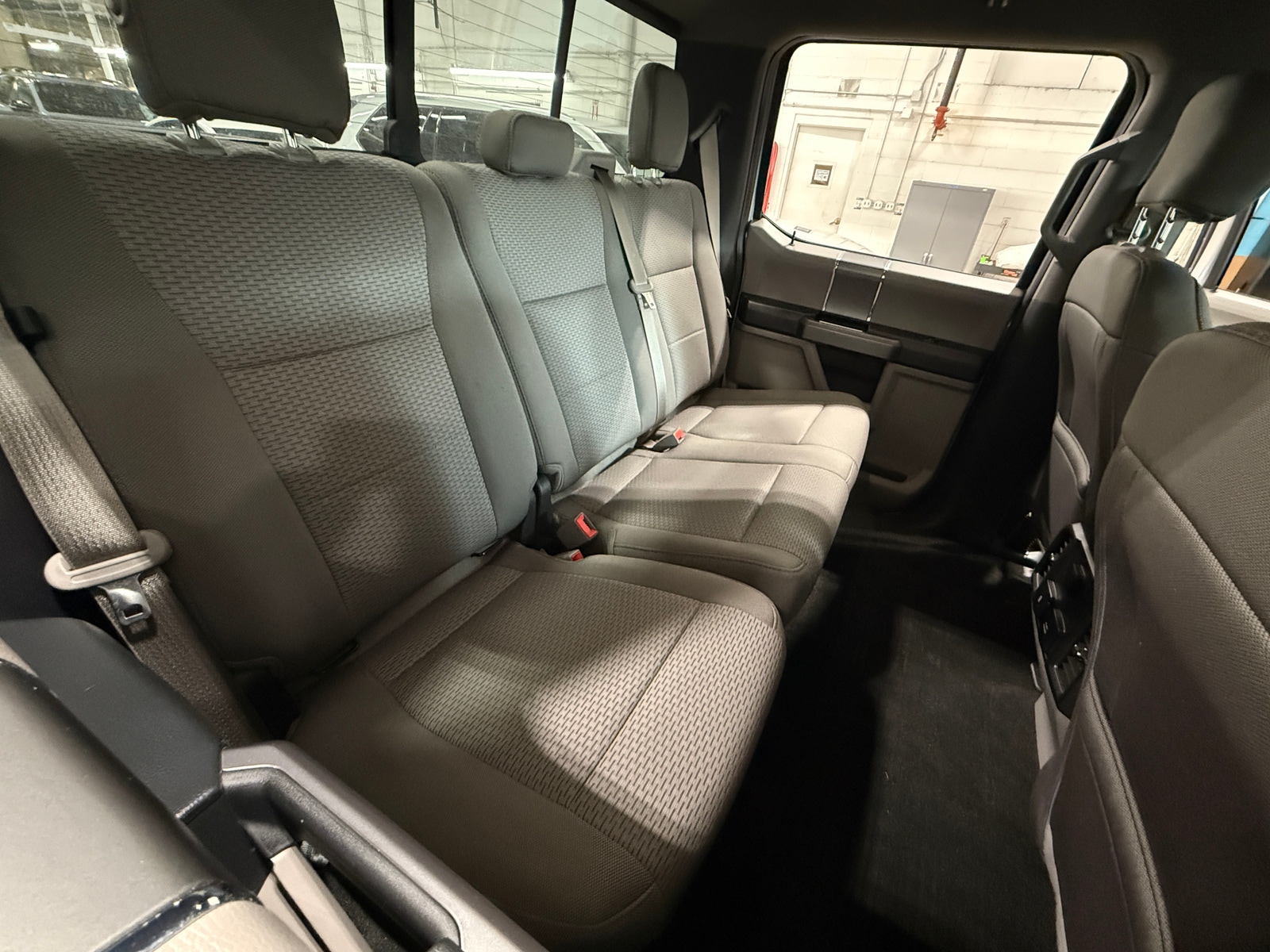 Thumbnail: 2019 Ford Econoline - 6