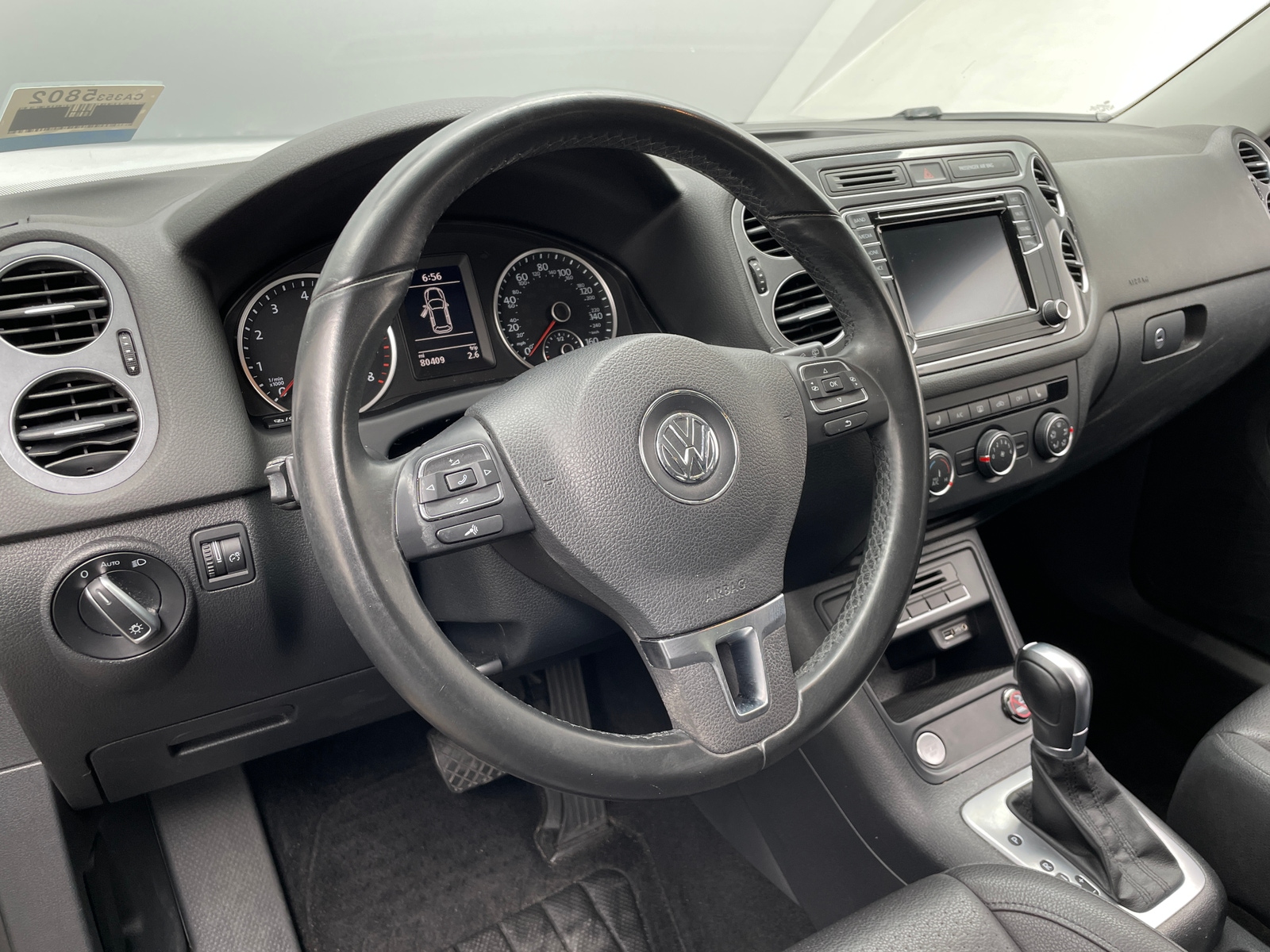 Thumbnail: 2017 Volkswagen Tiguan - 5