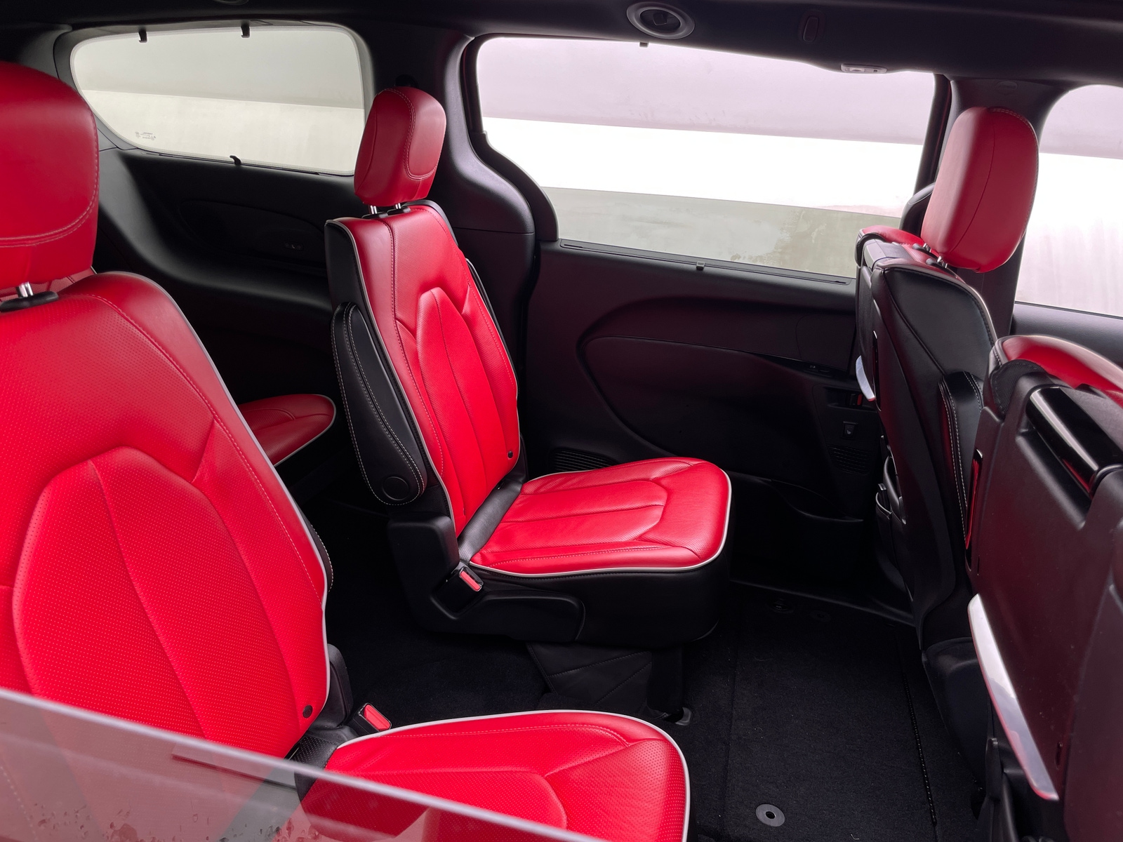 Thumbnail: 2020 Chrysler Pacifica - 5