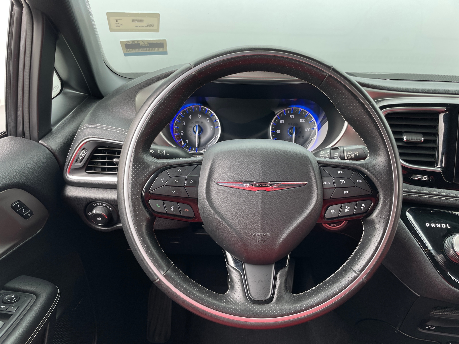 Thumbnail: 2020 Chrysler Pacifica - 4