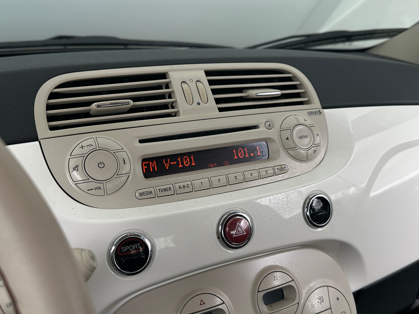 Thumbnail: 2015 Fiat 500 - 3