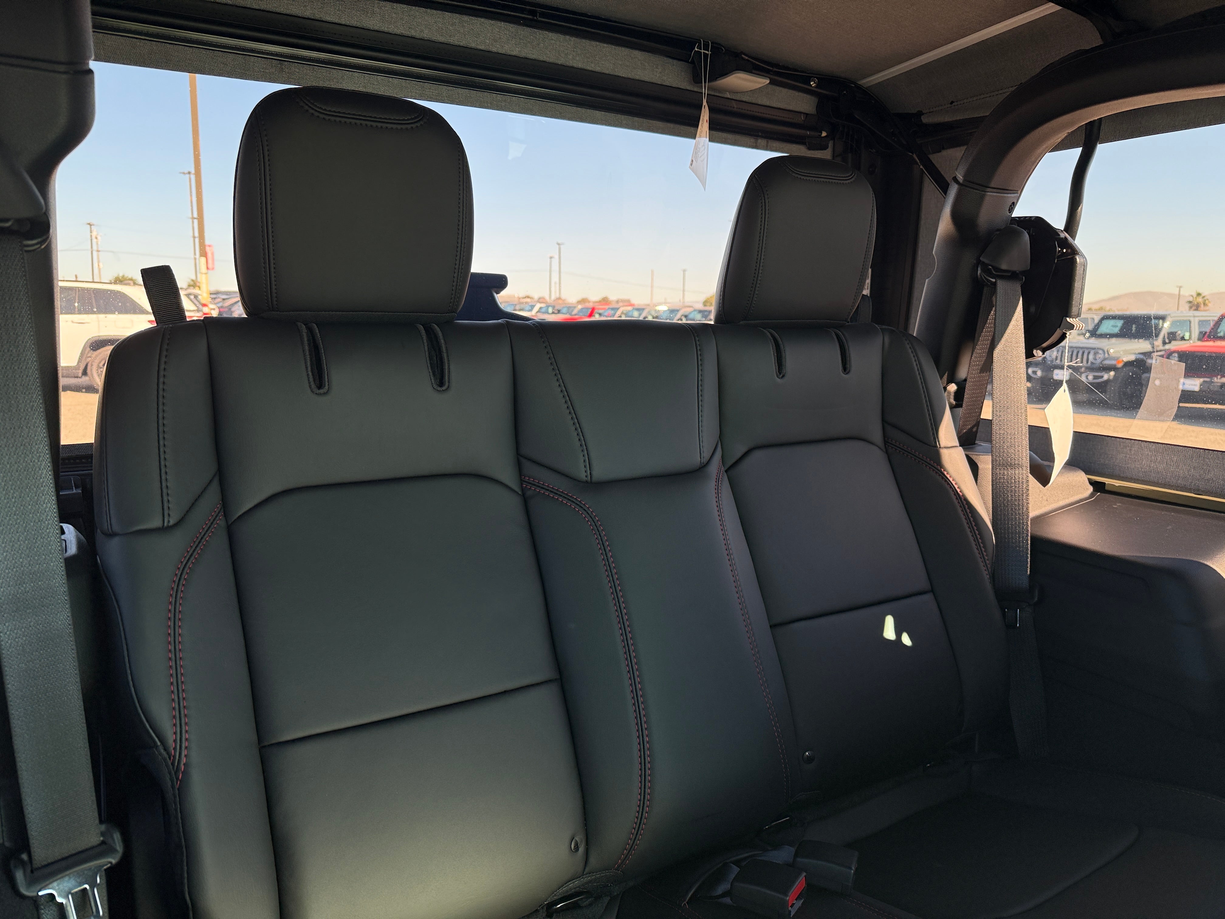 2025 Jeep Wrangler 2-Door Rubicon - Photo 4