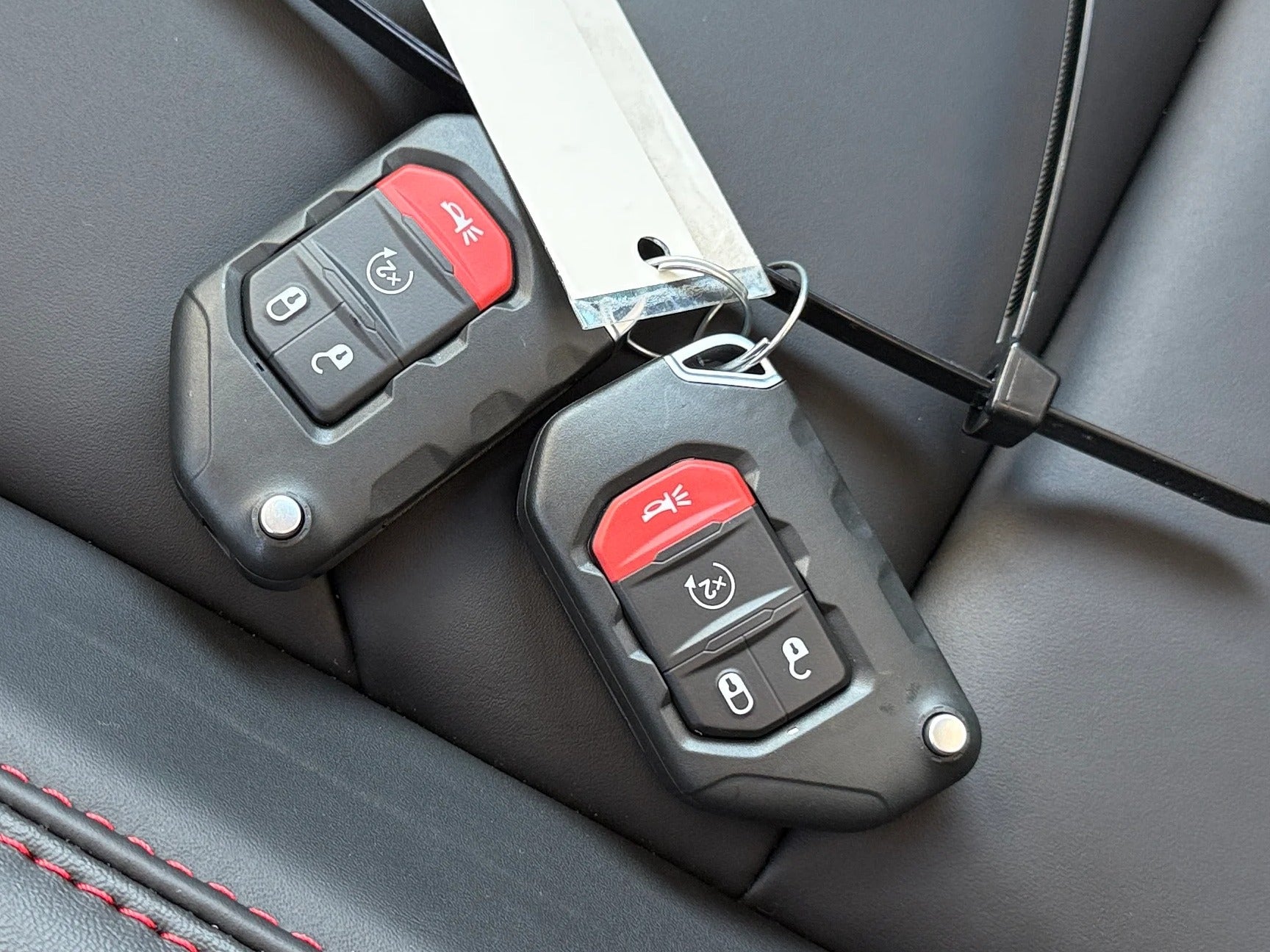 2025 Jeep Wrangler 2-Door Rubicon - Photo 5