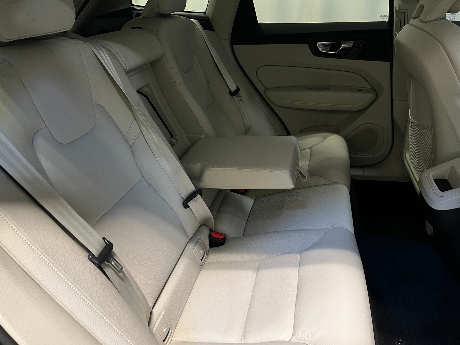 Thumbnail: 2024 Volvo XC60 - 6