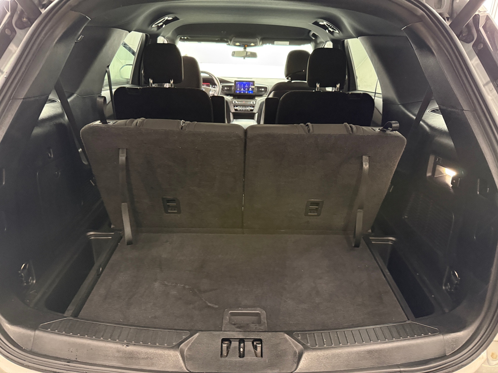 Thumbnail: 2020 Ford Explorer - 7