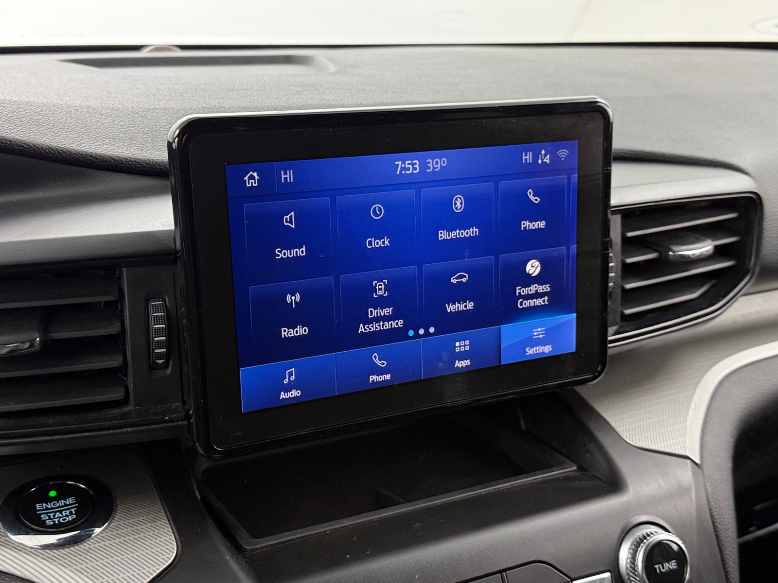 Thumbnail: 2020 Ford Explorer - 4