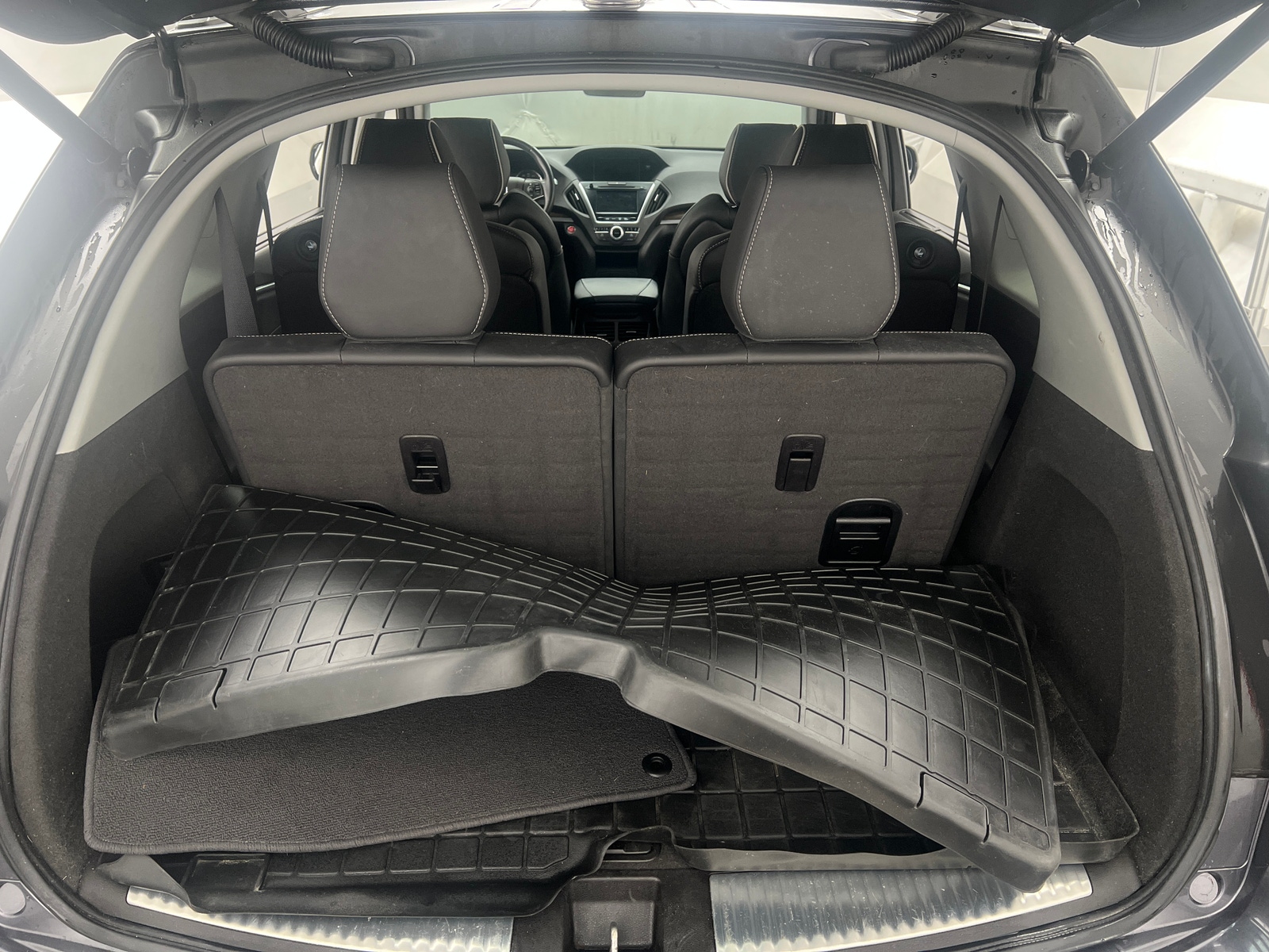 Thumbnail: 2017 Acura MDX - 7