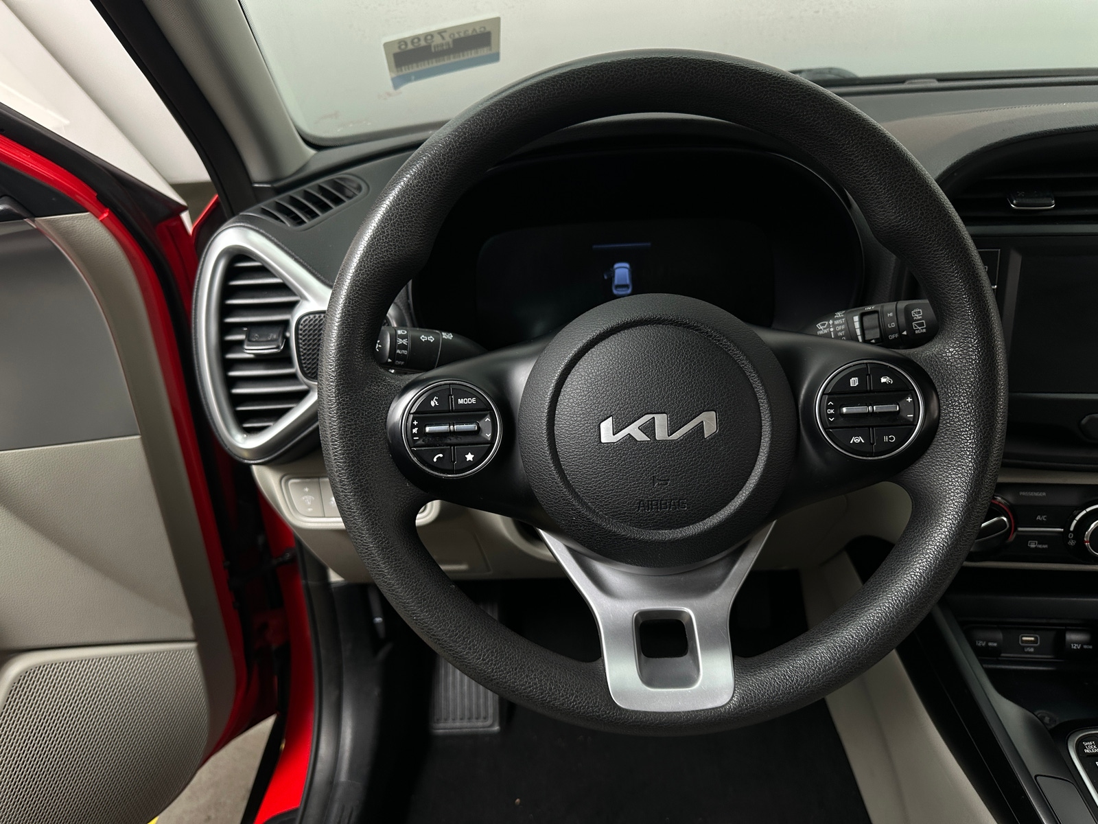 Thumbnail: 2024 Kia Soul - 5