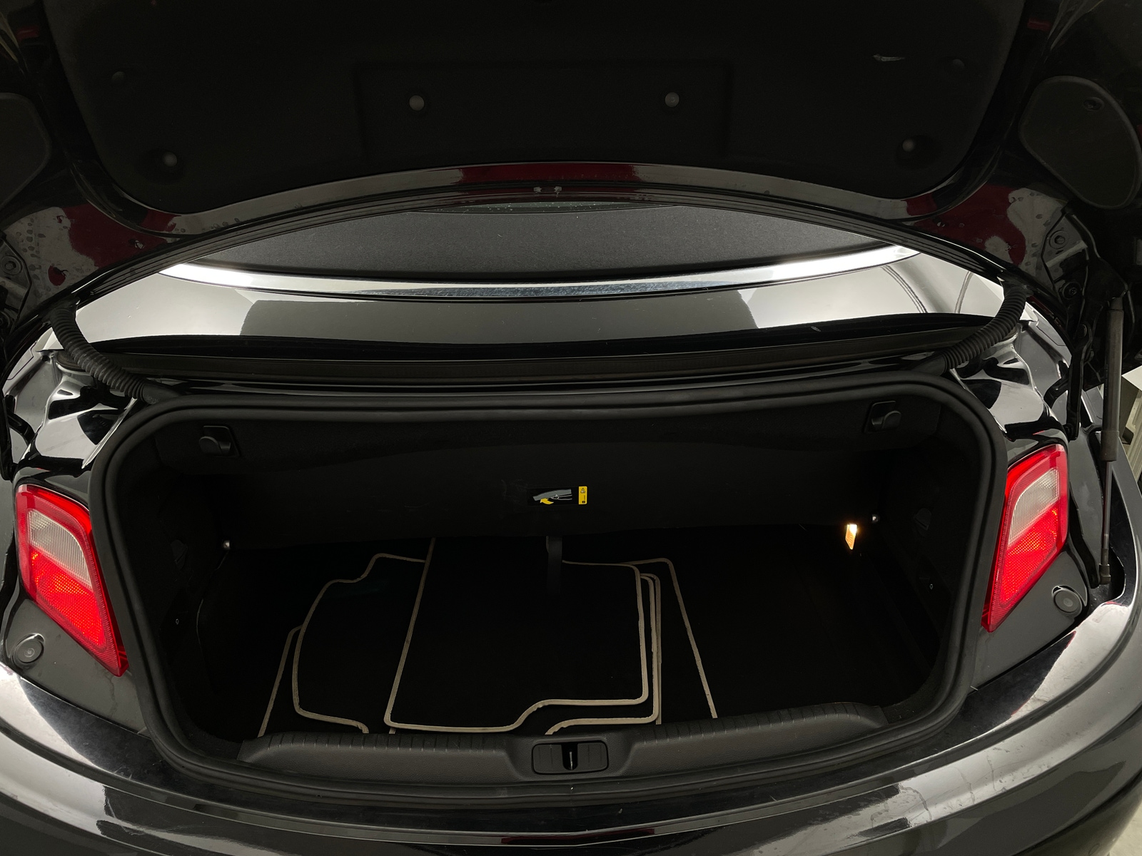 Thumbnail: 2017 Buick Cascada - 6