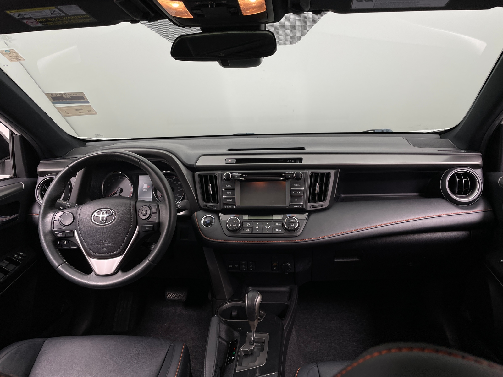 Thumbnail: 2017 Toyota RAV4 - 2