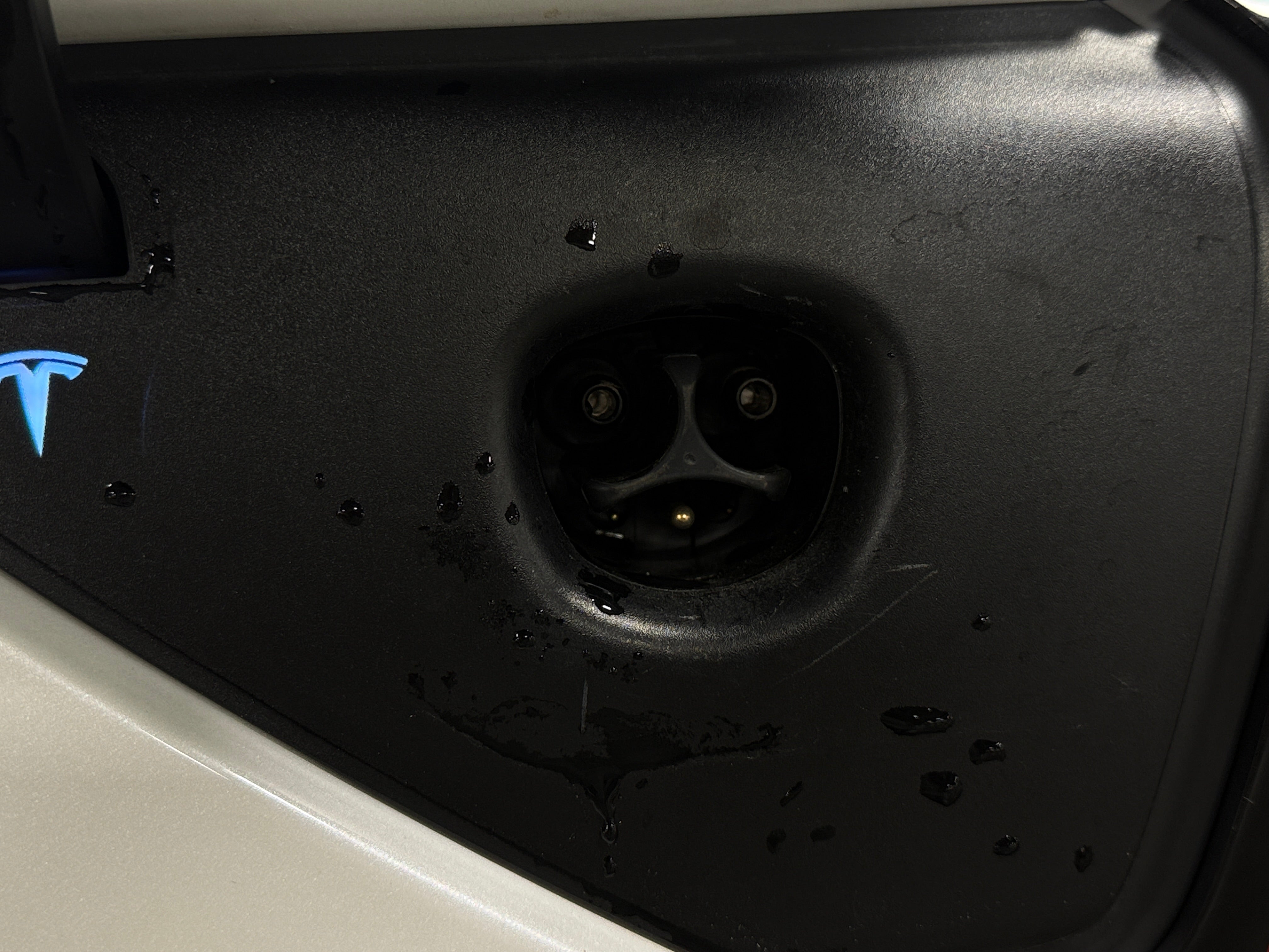 Used 2023 Tesla Model Y Performance with VIN 7SAYGDEF7PF787417 for sale in Oak Creek, WI