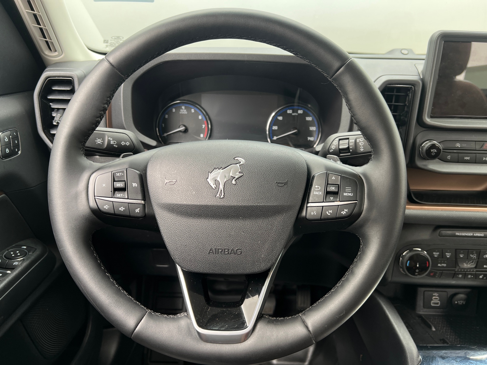 Thumbnail: 2024 Ford Bronco Sport - 5