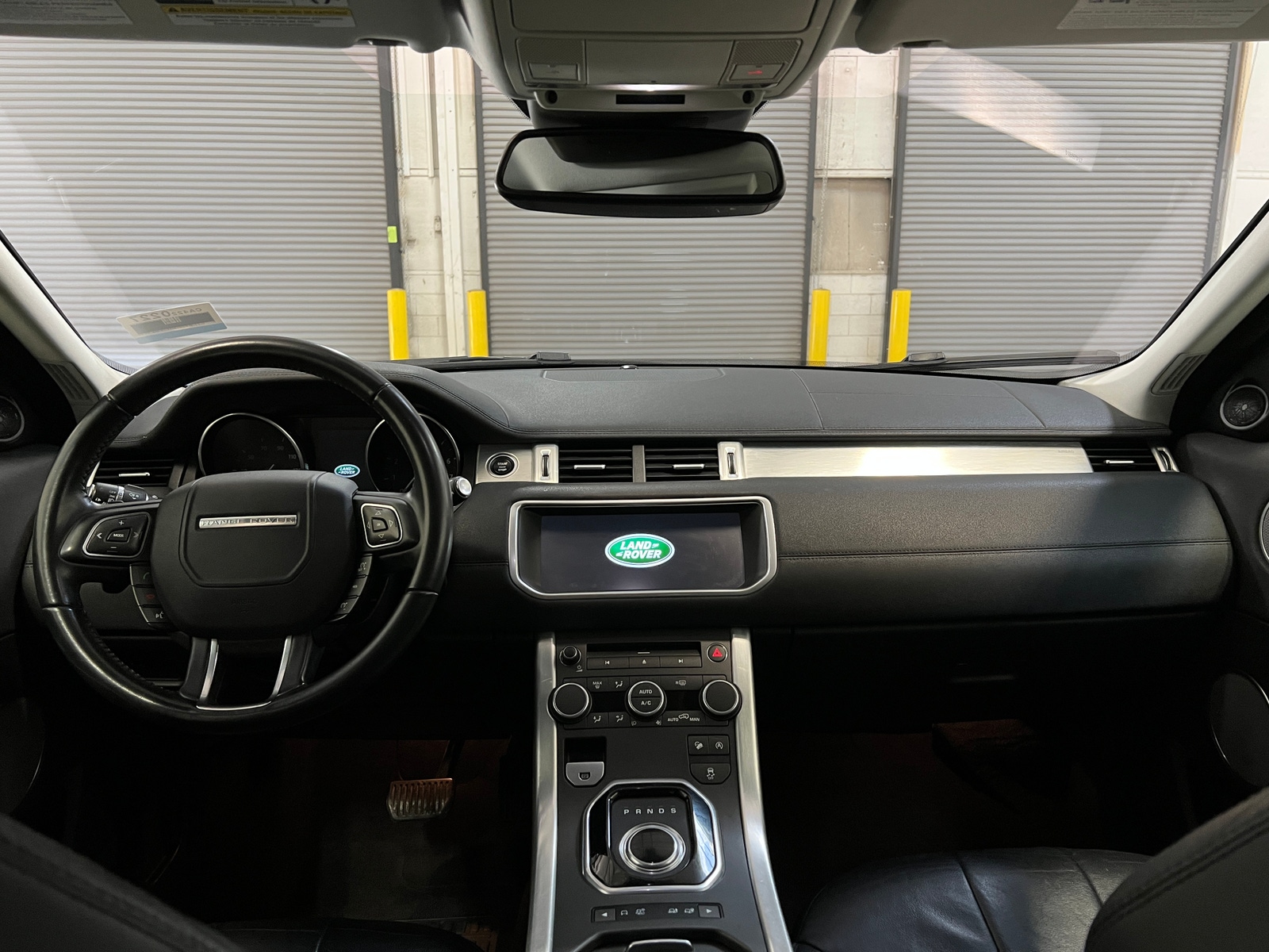 Thumbnail: 2017 Land Rover Range Rover Evoque - 2