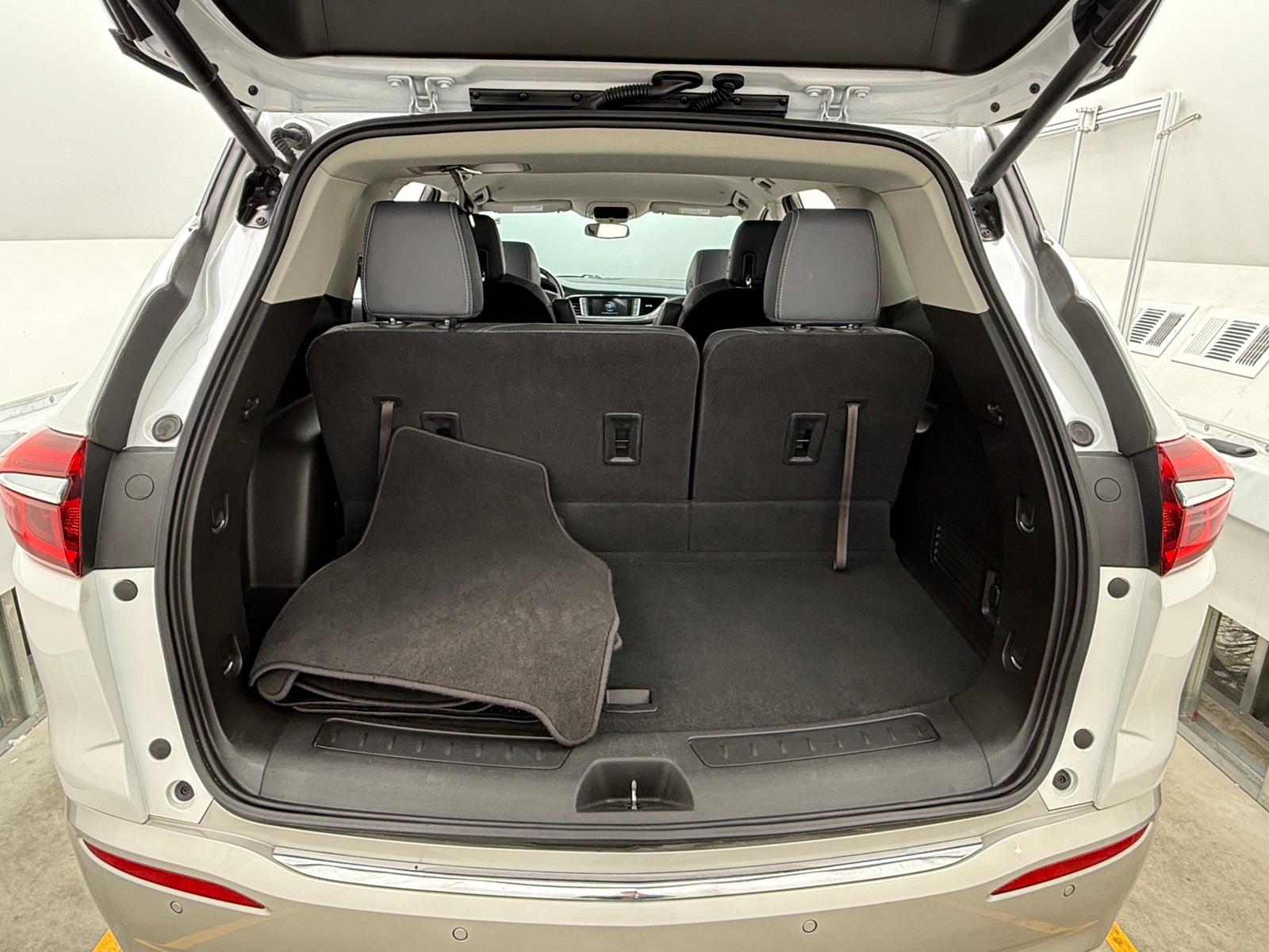 Thumbnail: 2018 Buick Enclave - 6