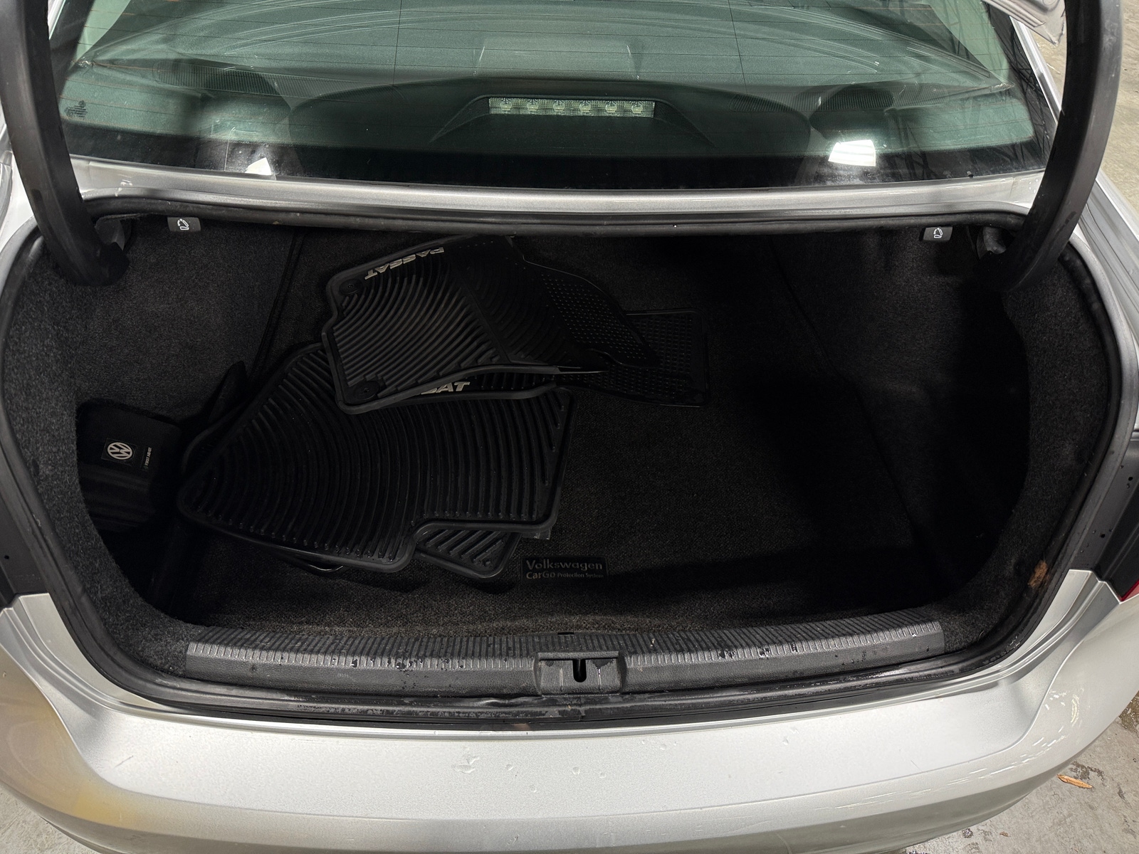 Thumbnail: 2013 Volkswagen Passat - 6