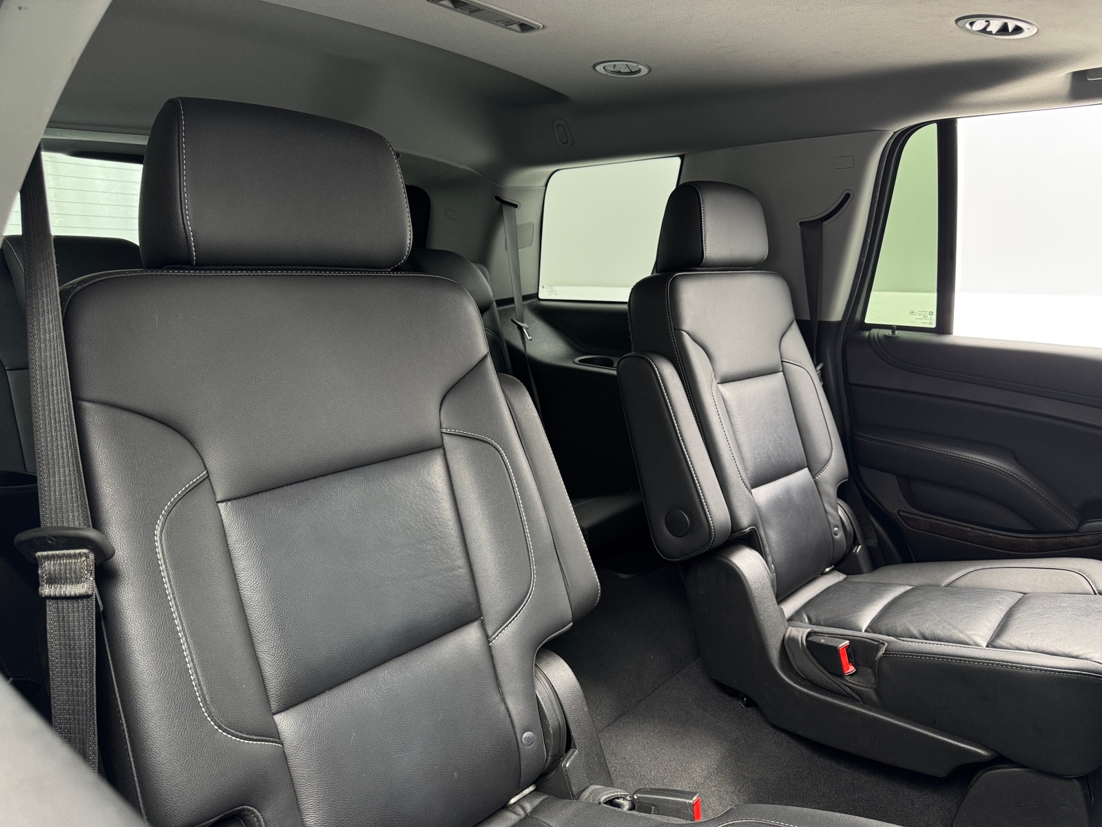 Thumbnail: 2019 Chevrolet Tahoe - 5