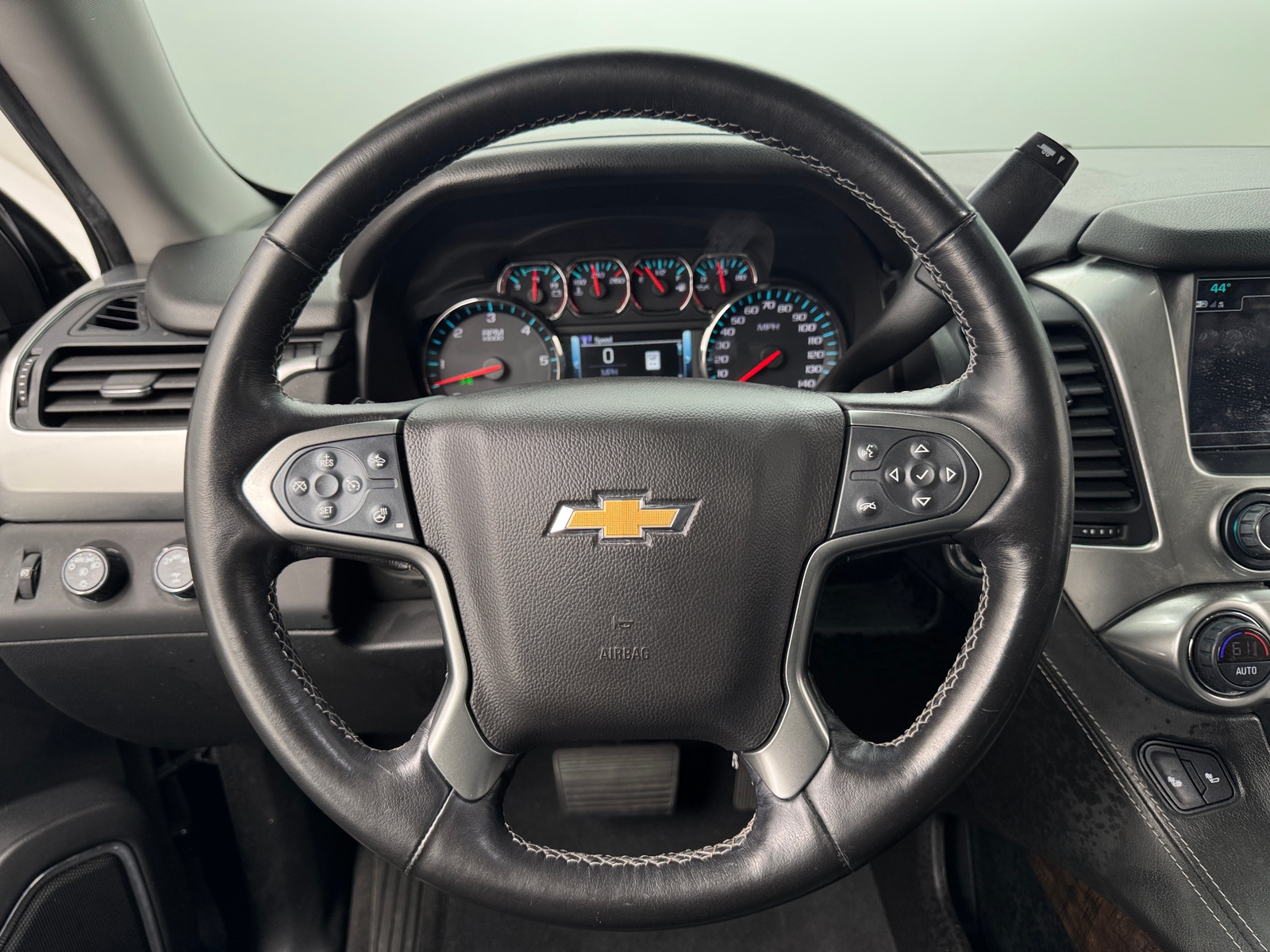 Thumbnail: 2019 Chevrolet Tahoe - 4