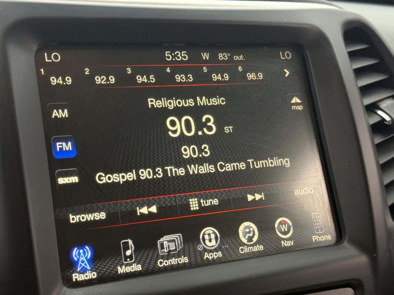 Thumbnail: 2016 Jeep Cherokee - 4