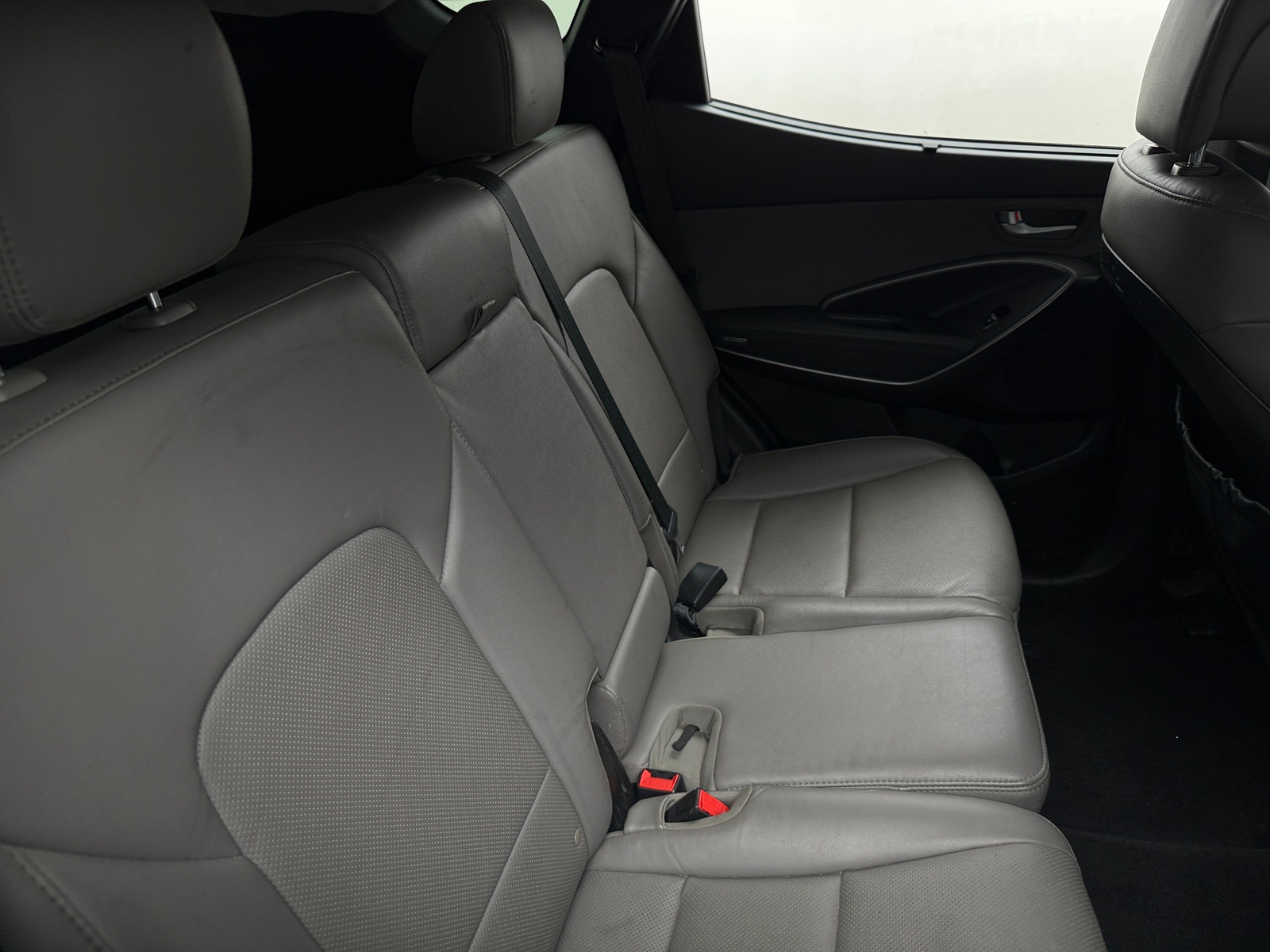 Thumbnail: 2017 Hyundai Santa Fe - 5