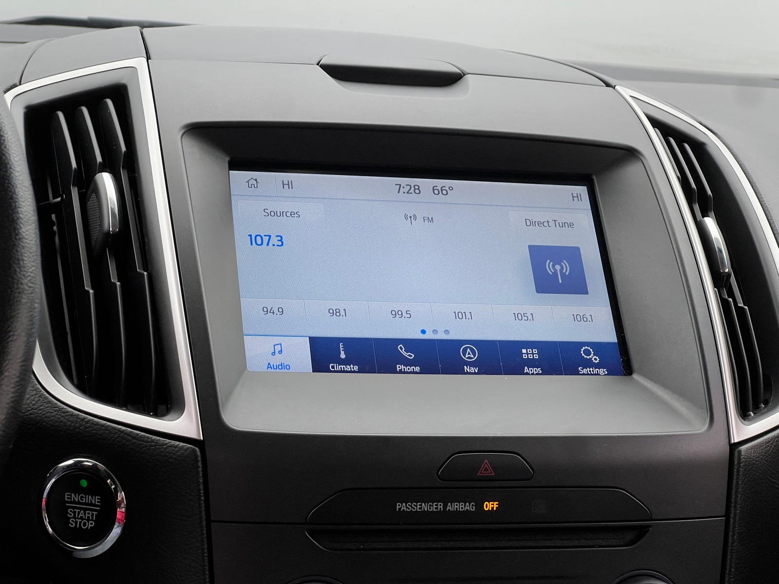 Thumbnail: 2016 Ford Edge - 3