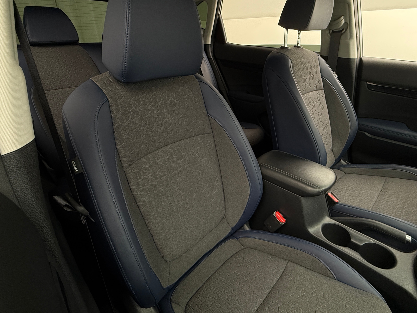 Thumbnail: 2024 Kia Seltos - 2