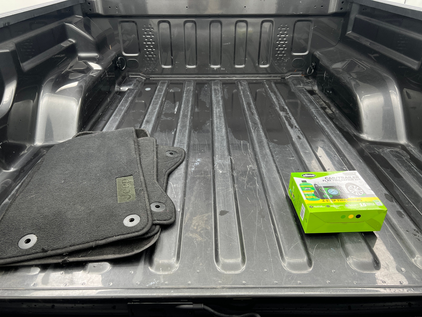 Thumbnail: 2023 Jeep Gladiator - 7