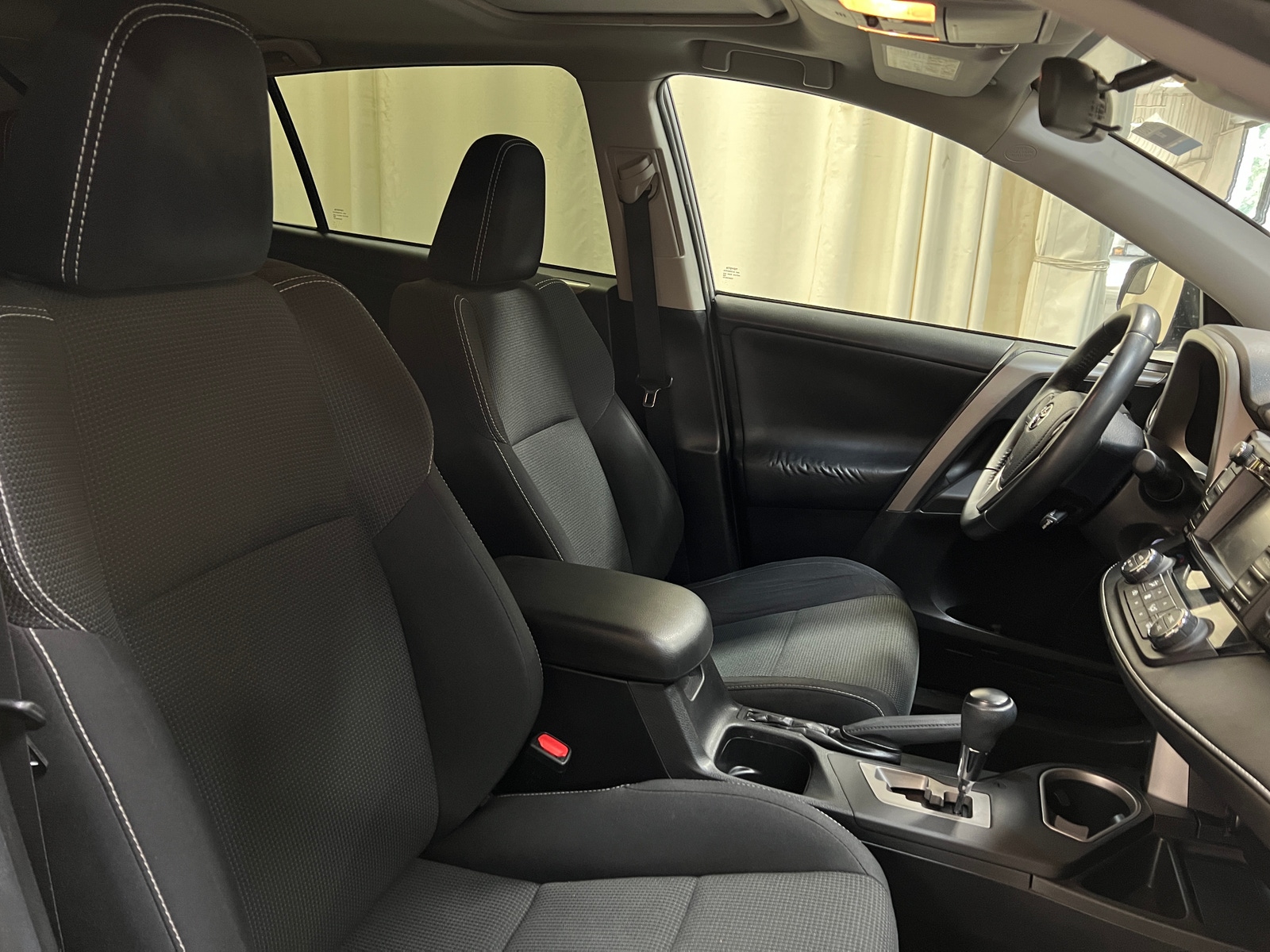 Thumbnail: 2017 Toyota RAV4 - 2