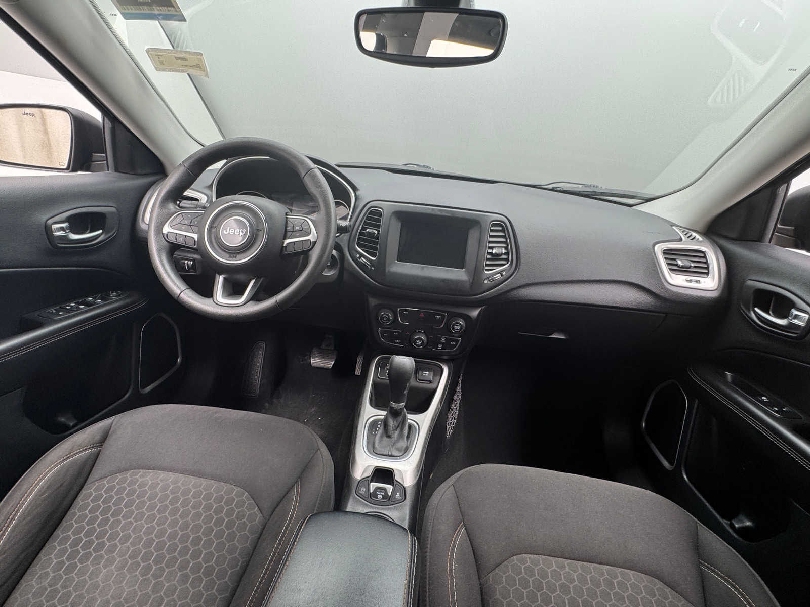 Thumbnail: 2020 Jeep Compass - 3