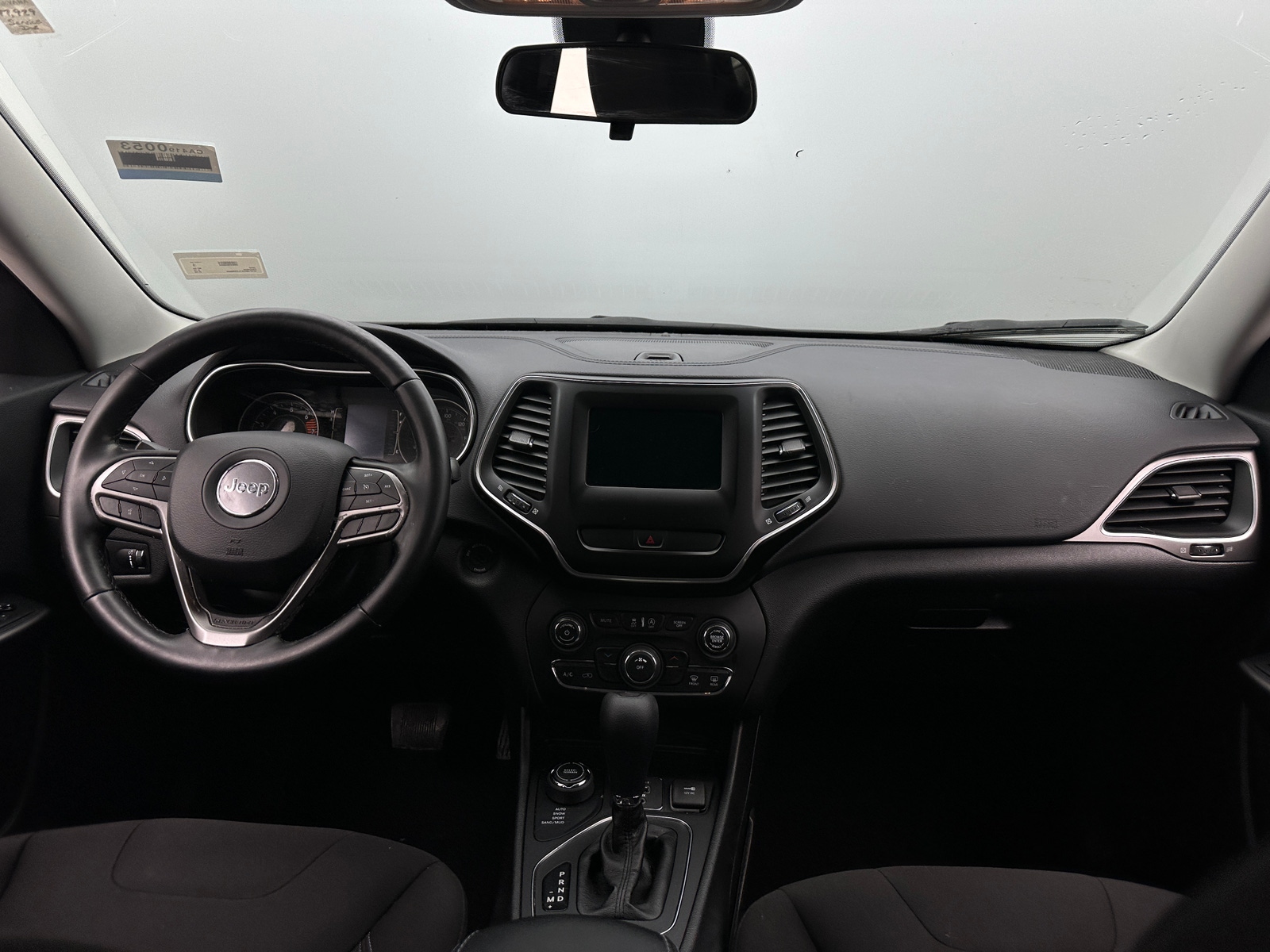 Thumbnail: 2020 Jeep Cherokee - 3