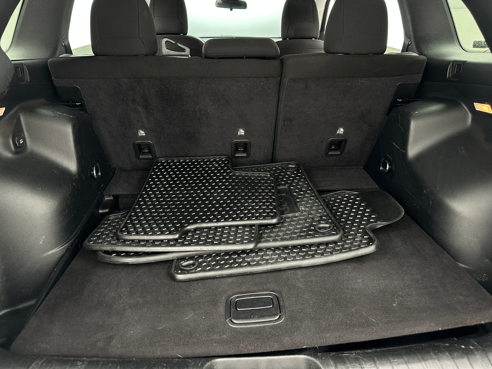 Thumbnail: 2020 Jeep Cherokee - 7