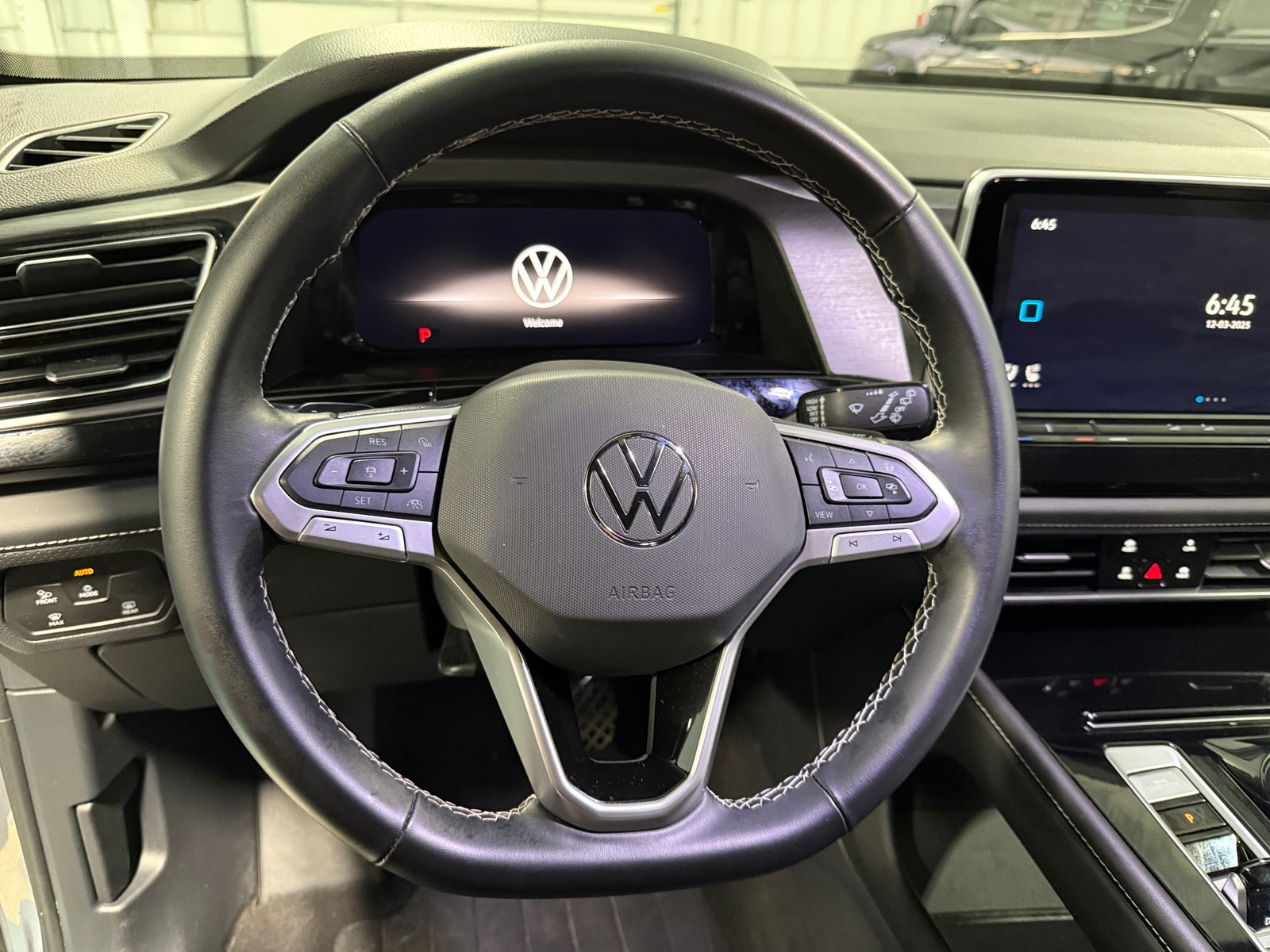 Thumbnail: 2025 Volkswagen Atlas - 4