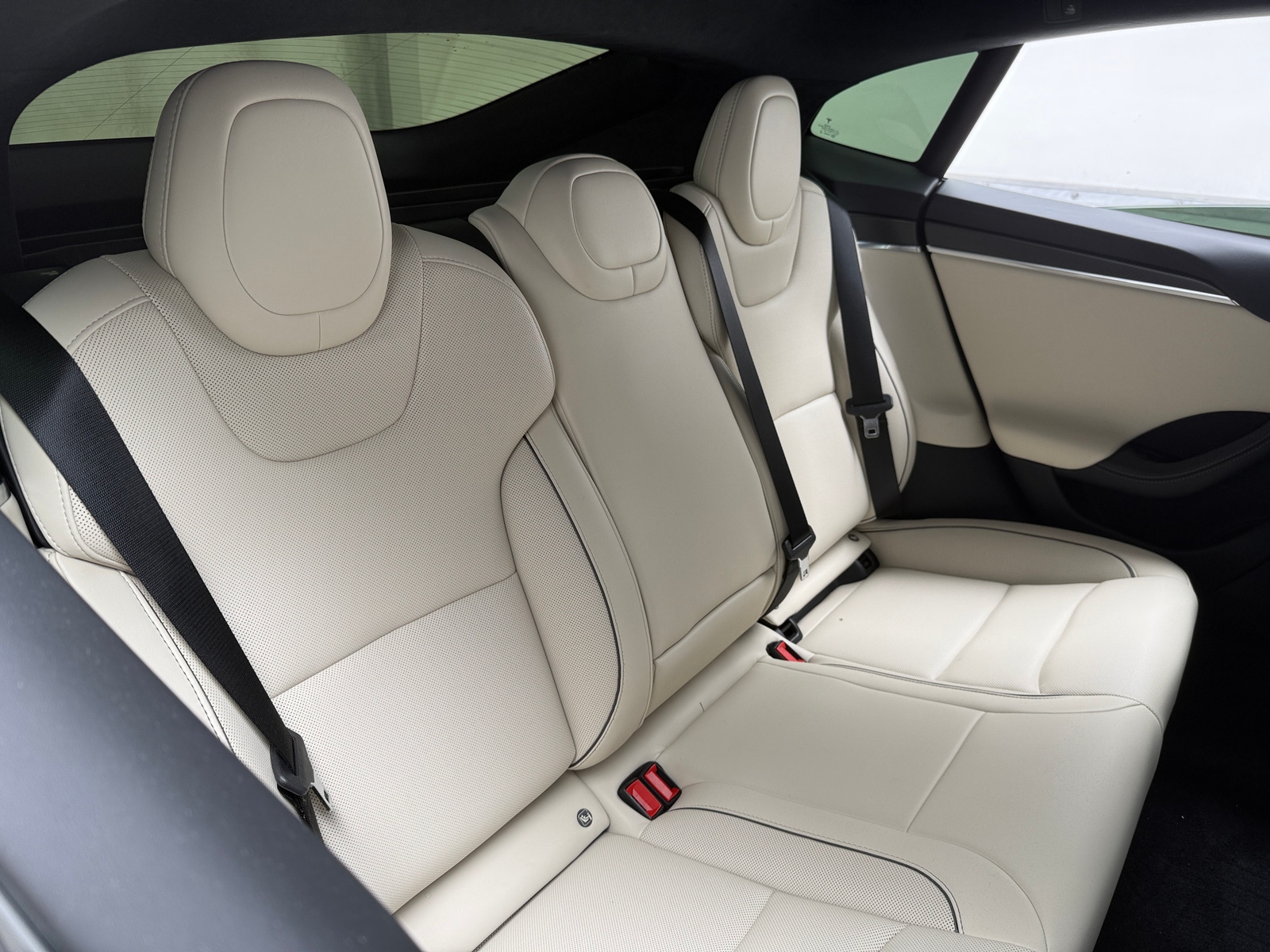 Thumbnail: 2023 Tesla Model S - 5