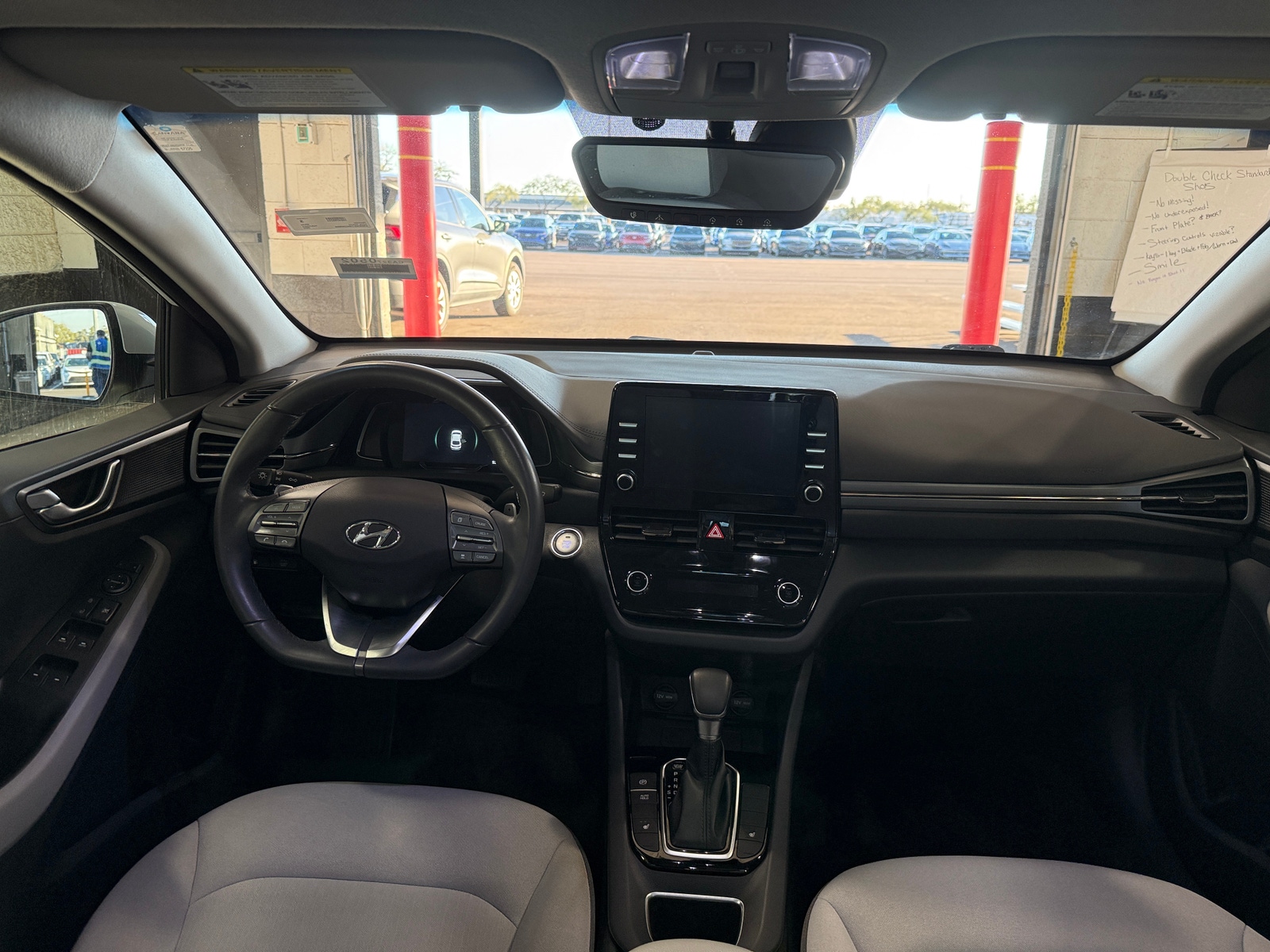 Thumbnail: 2022 Hyundai Ioniq - 3