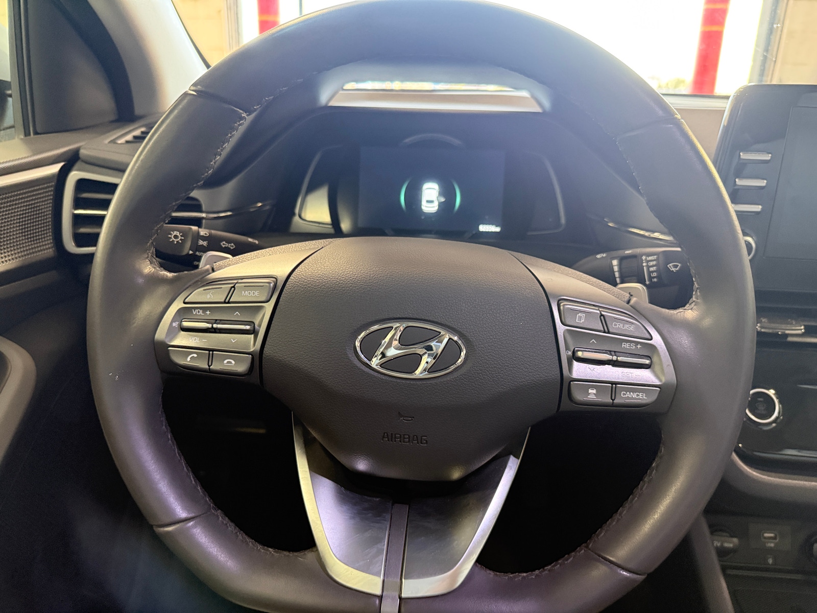 Thumbnail: 2022 Hyundai Ioniq - 5