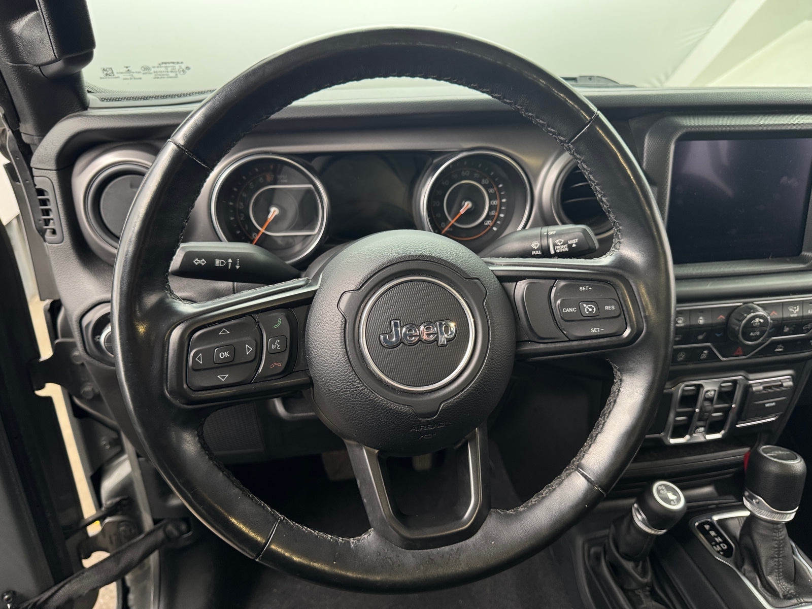 Thumbnail: 2021 Jeep Gladiator - 5