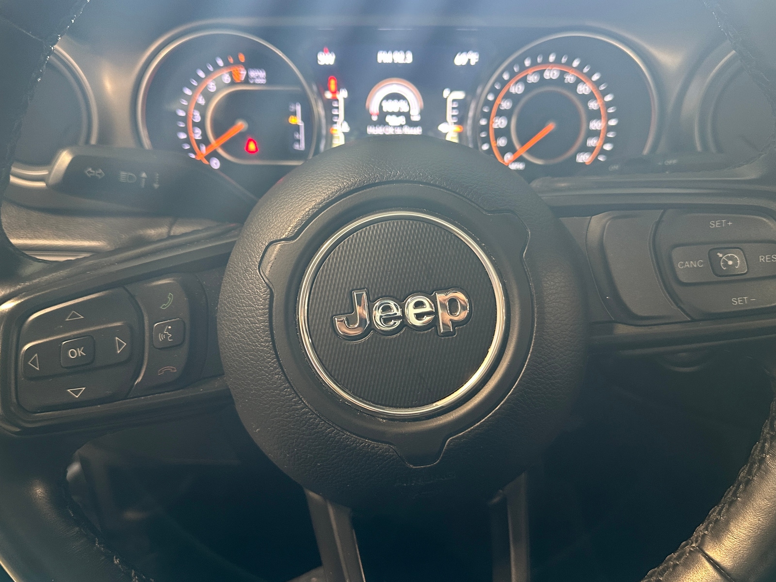 Thumbnail: 2021 Jeep Wrangler - 5