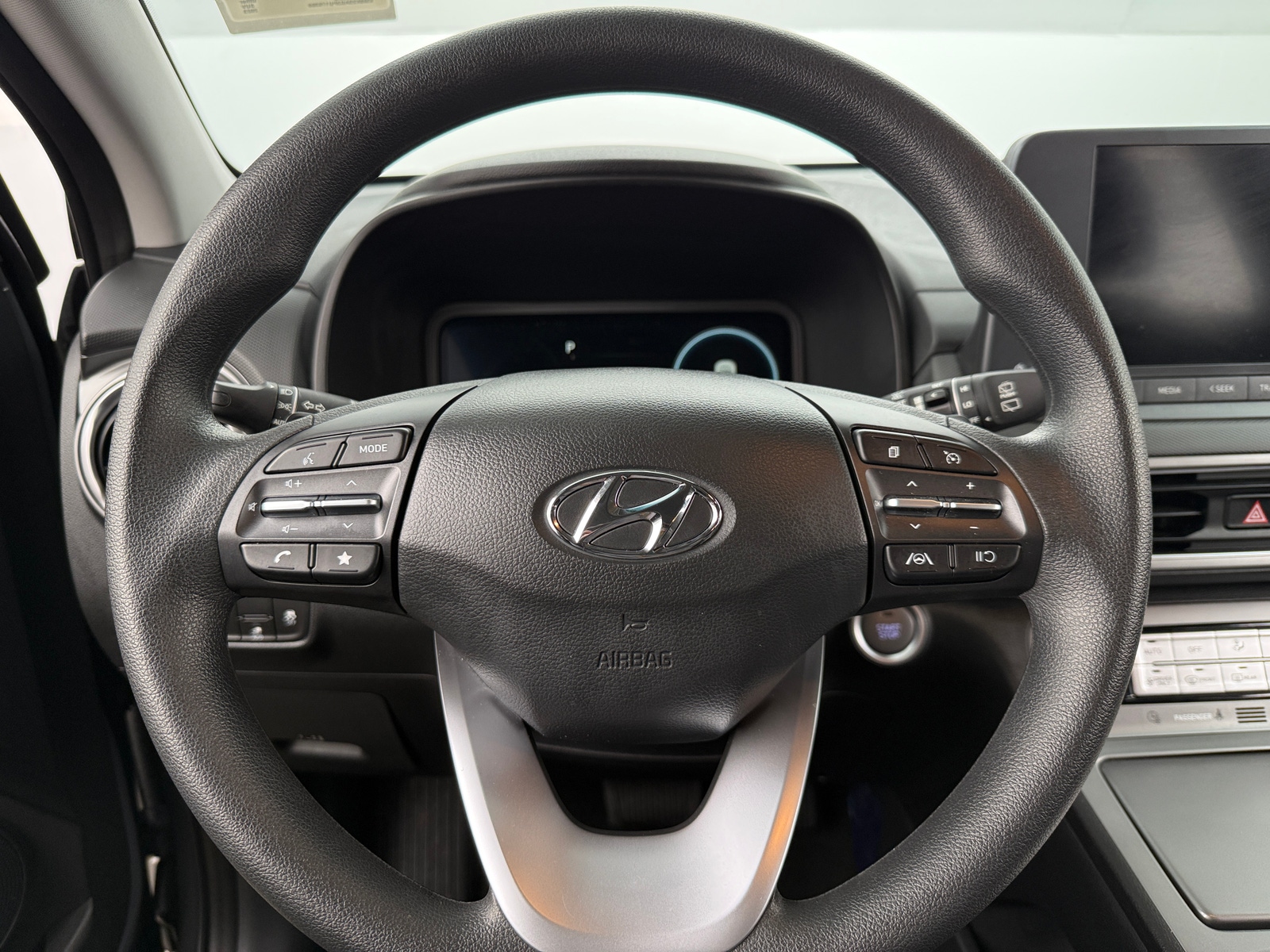 Thumbnail: 2023 Hyundai Kona - 5