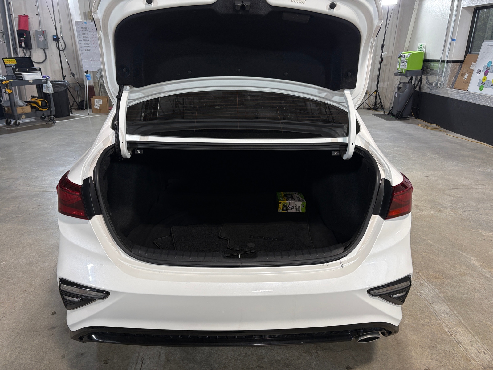 Thumbnail: 2021 Kia Forte - 7