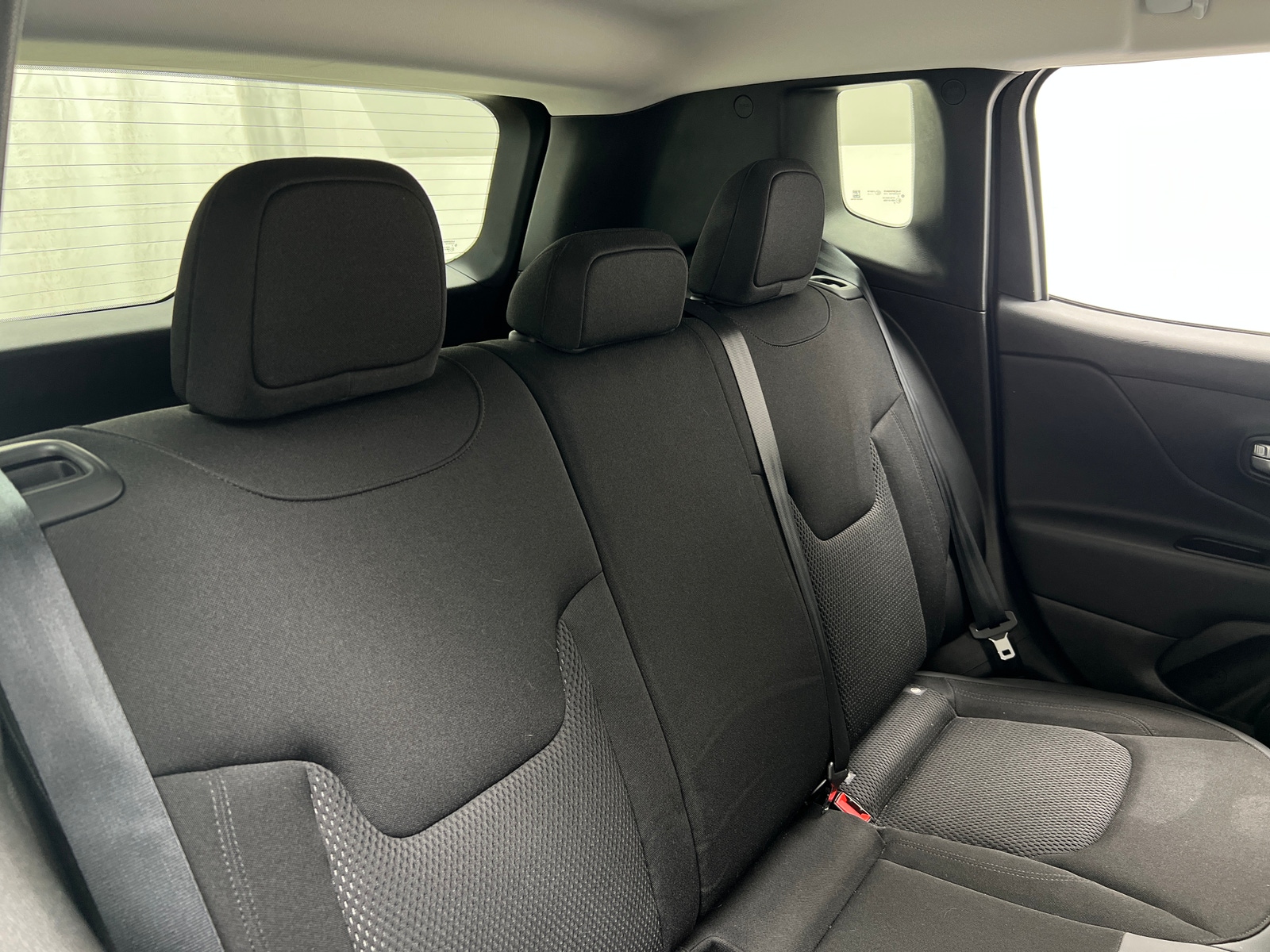 Thumbnail: 2020 Jeep Renegade - 6