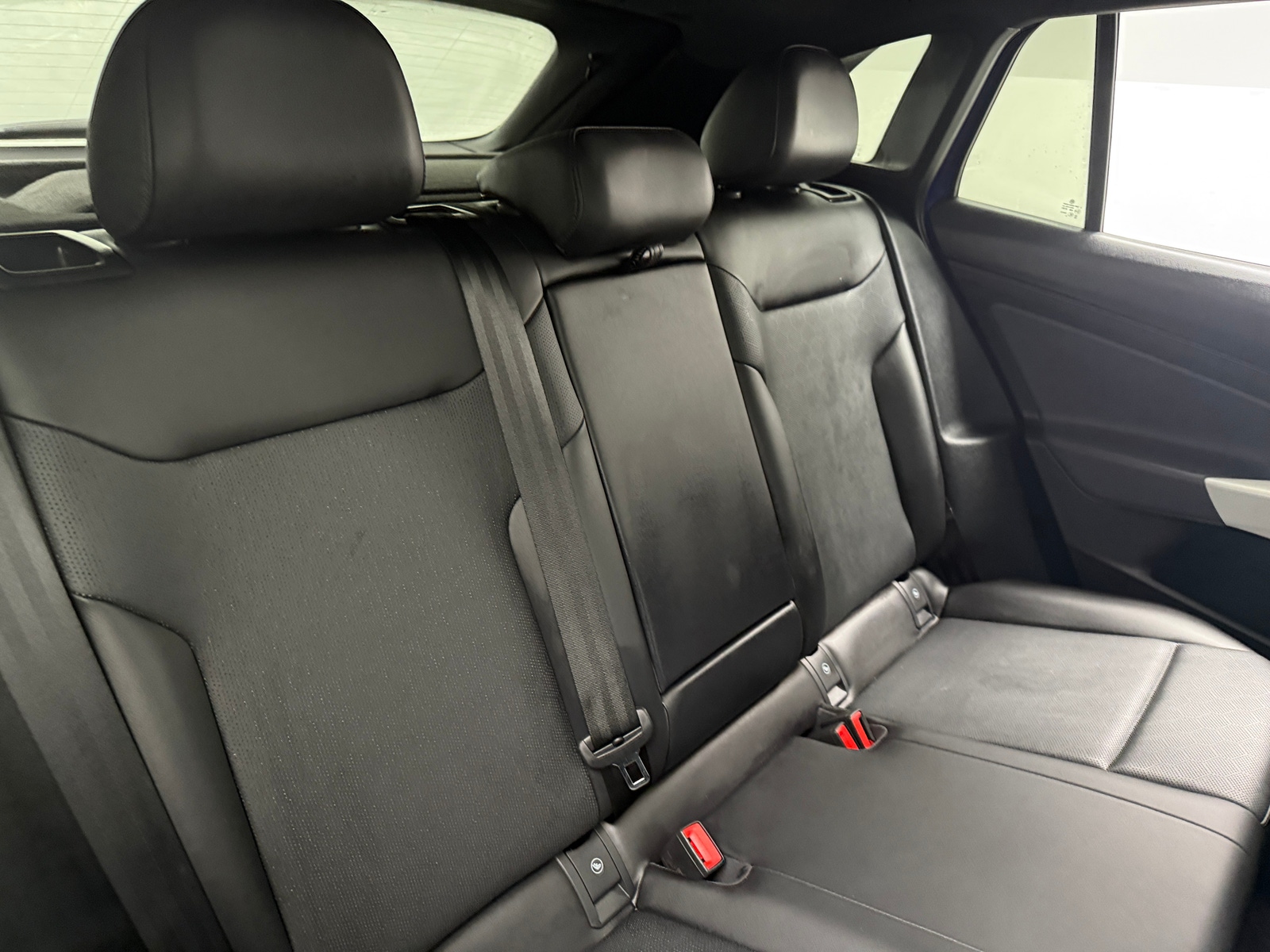 Thumbnail: 2021 Volkswagen ID.4 - 5