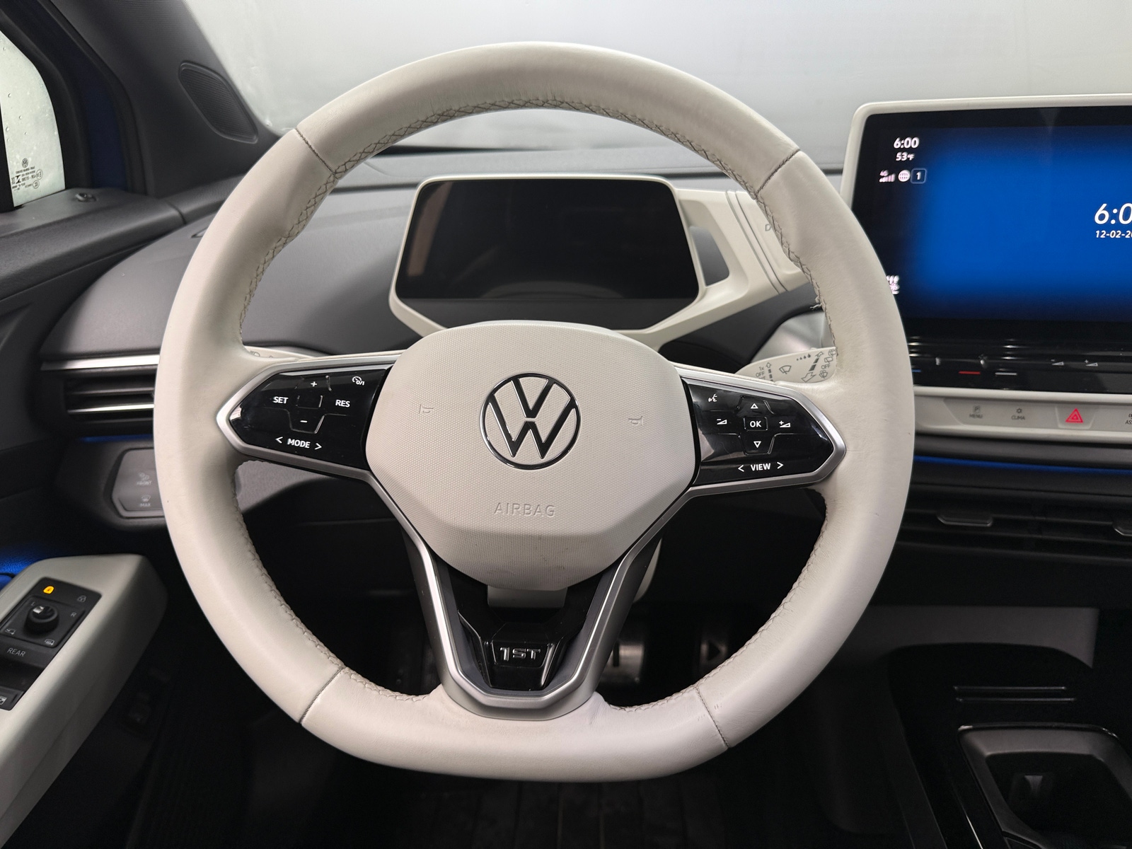 Thumbnail: 2021 Volkswagen ID.4 - 4