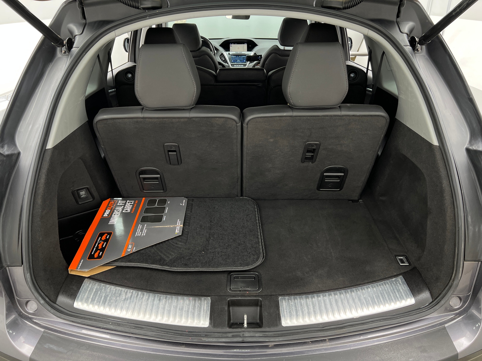 Thumbnail: 2017 Acura MDX - 6