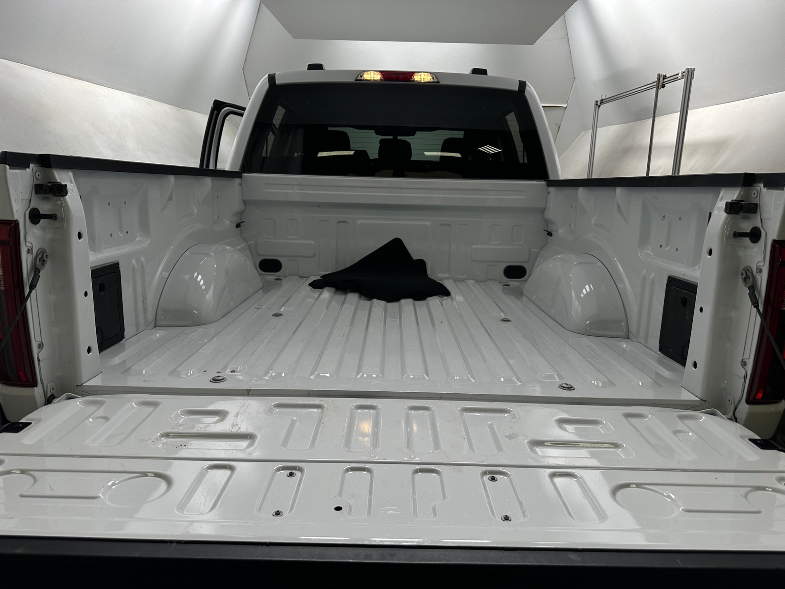 Thumbnail: 2025 Ford Econoline - 7