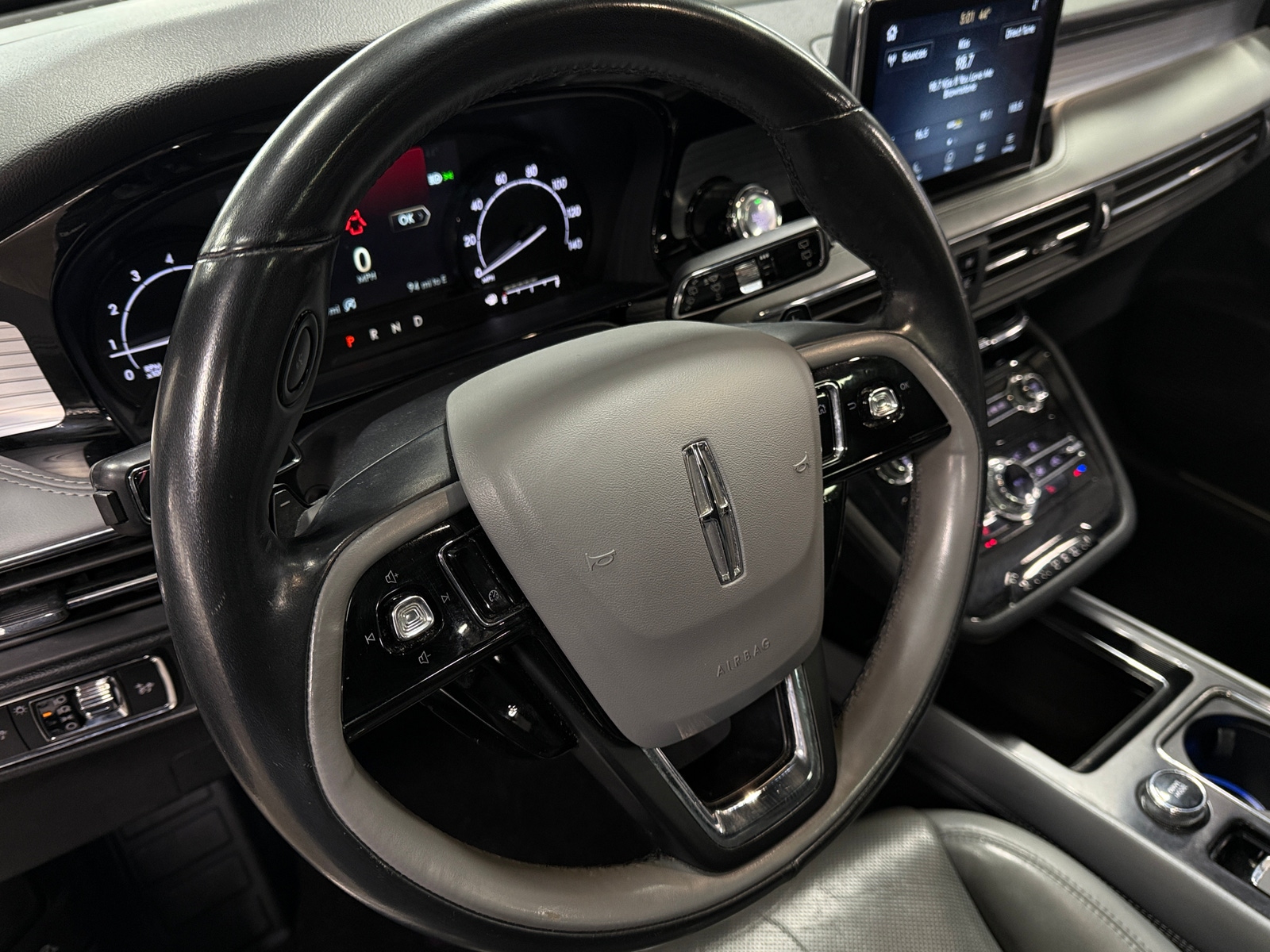 Thumbnail: 2020 Lincoln Corsair - 4