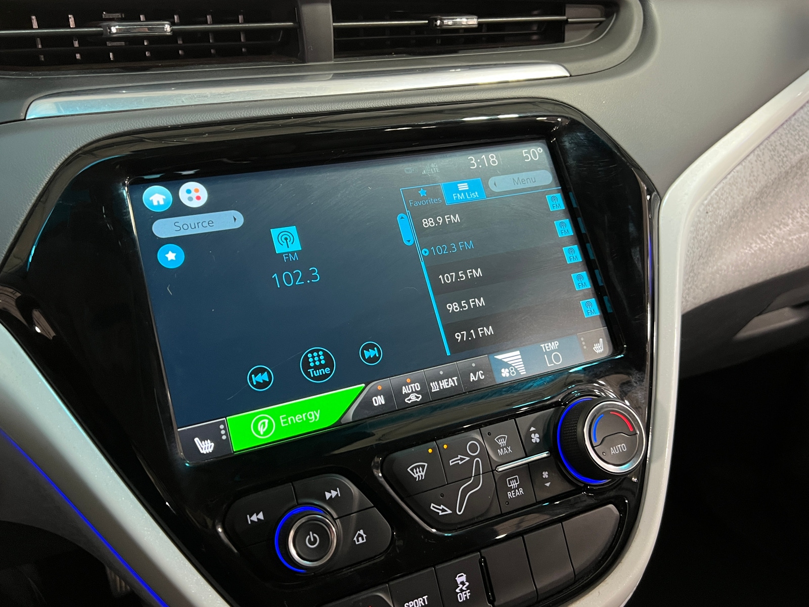 Thumbnail: 2019 Chevrolet Bolt EV - 3