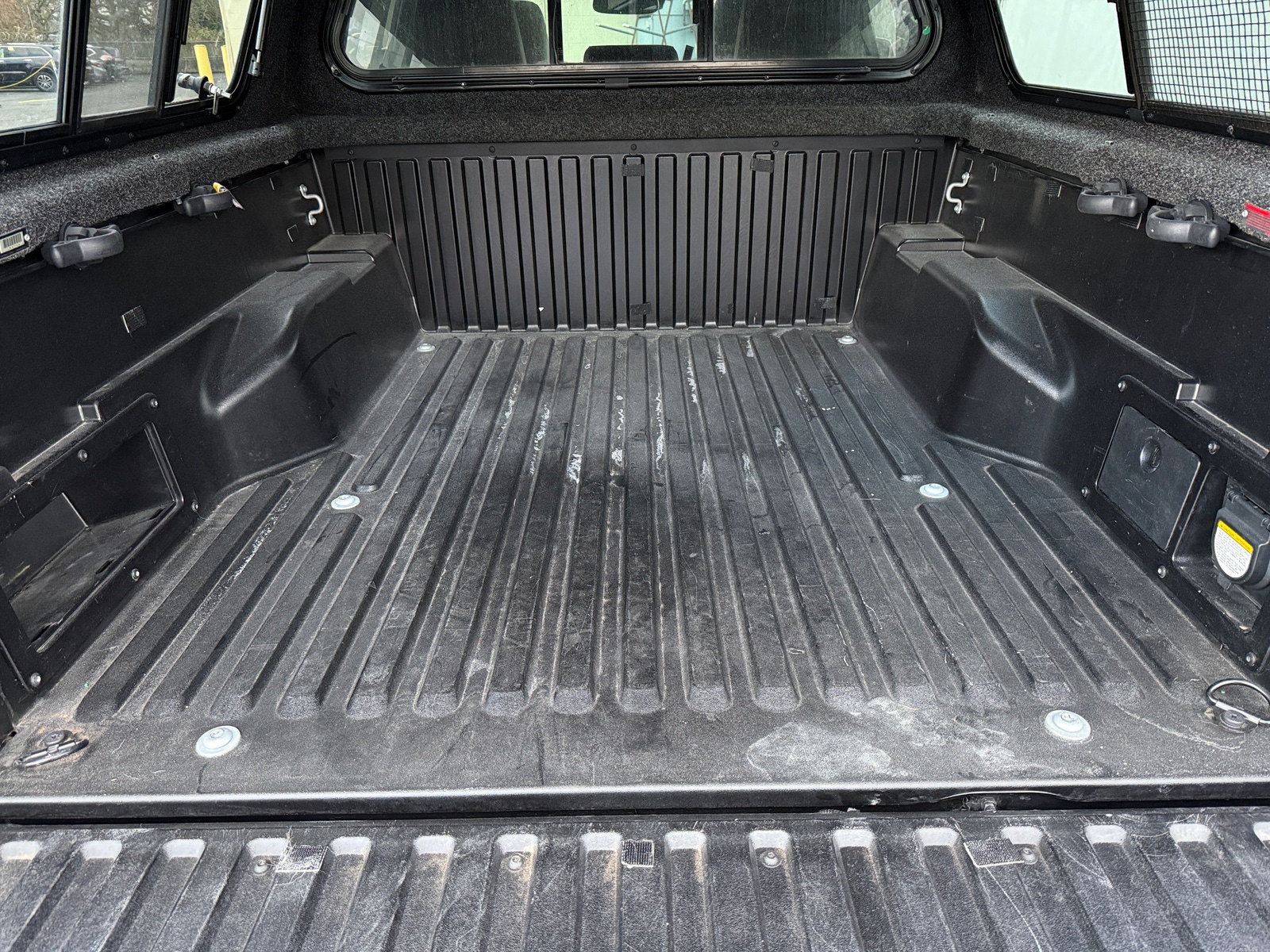 Thumbnail: 2018 Toyota Tacoma - 6