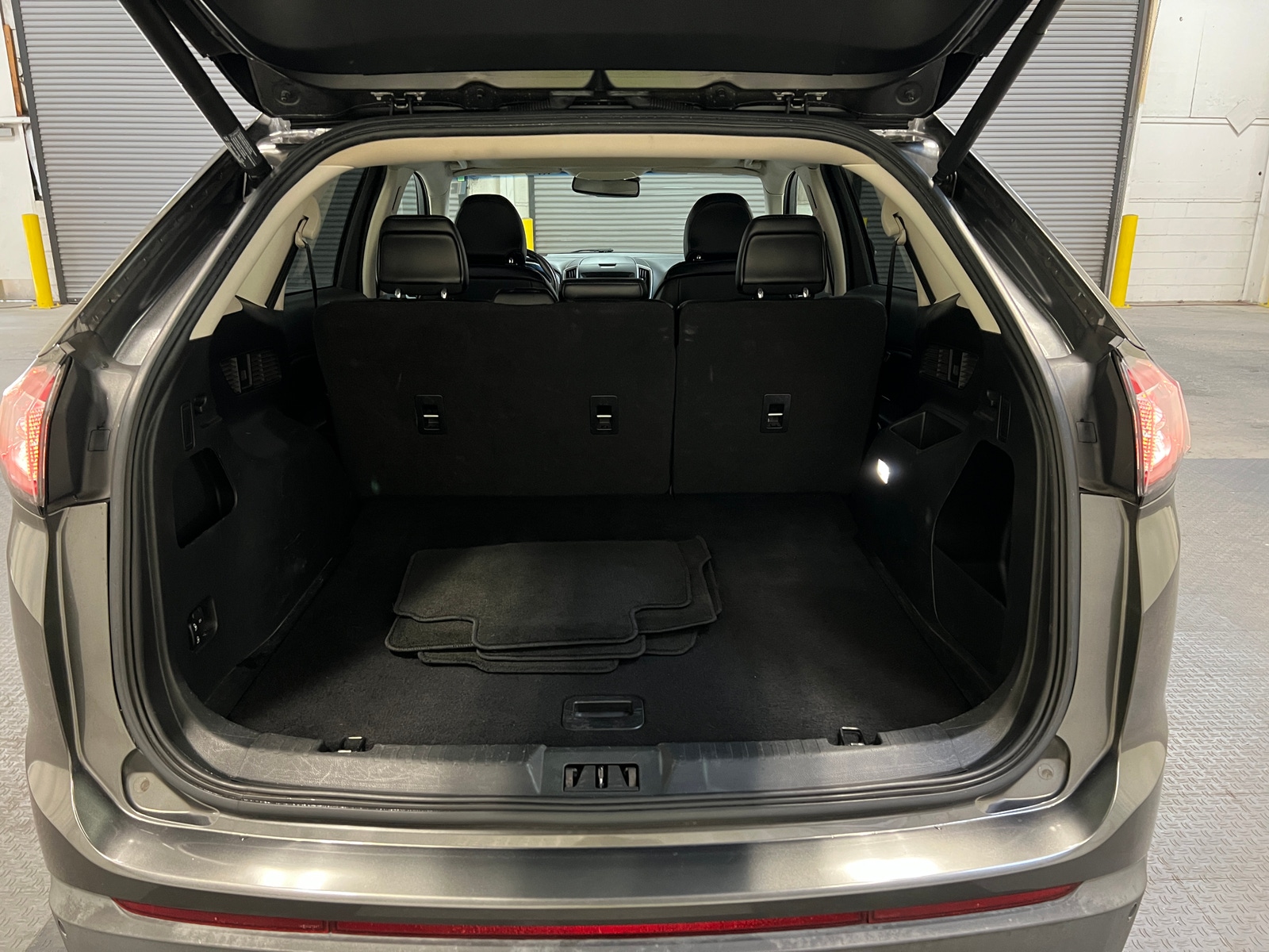 Thumbnail: 2018 Ford Edge - 7