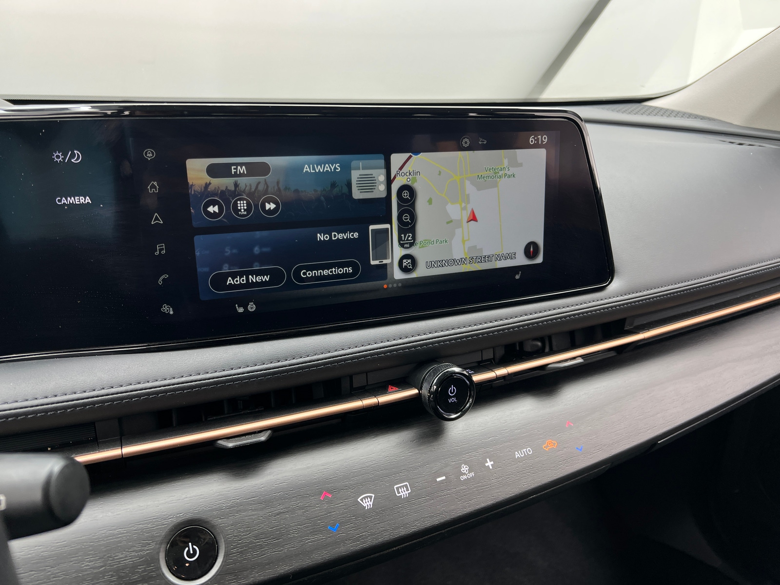 Thumbnail: 2023 Nissan Ariya - 3