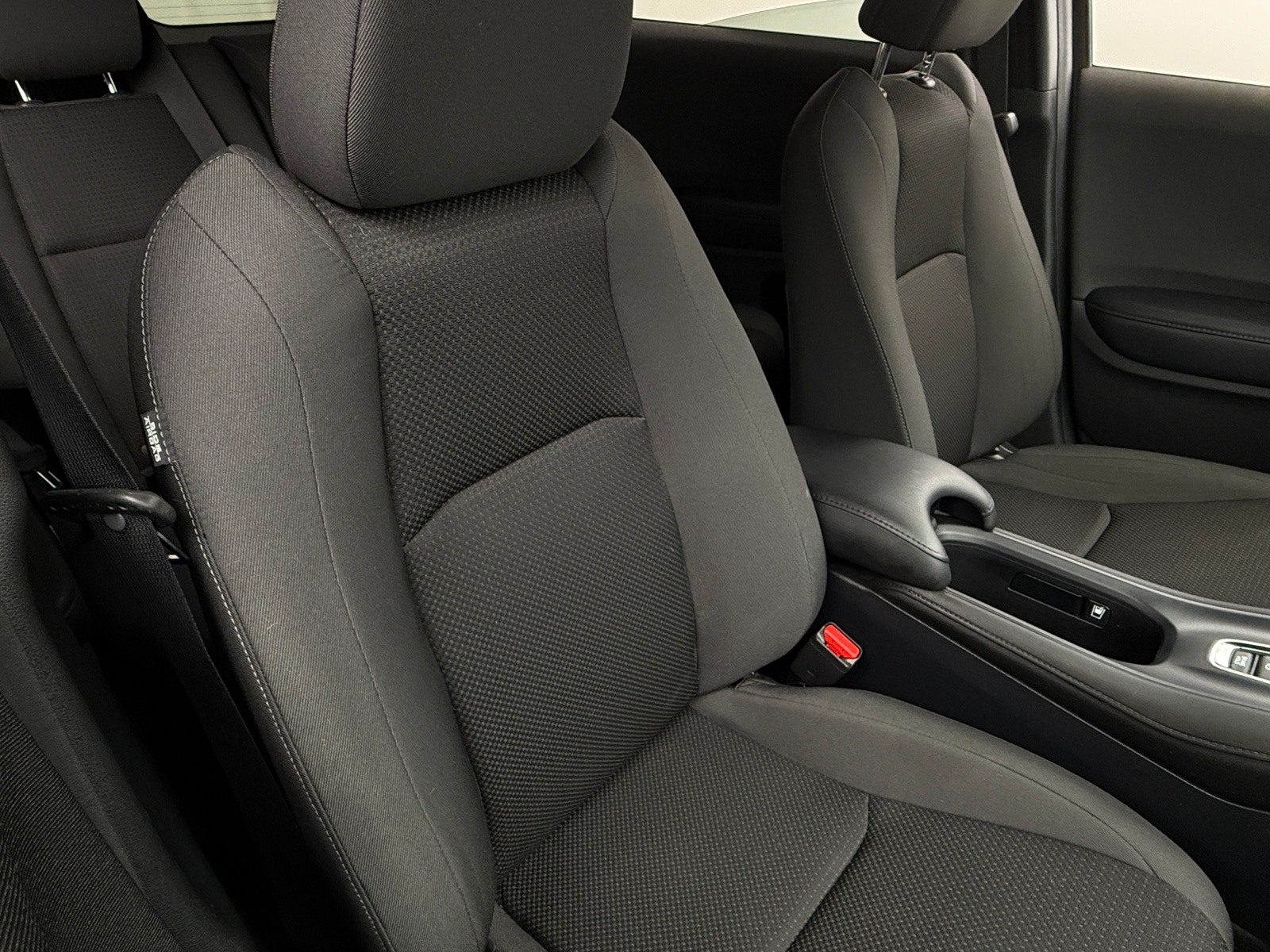 Thumbnail: 2022 Honda HR-V - 2