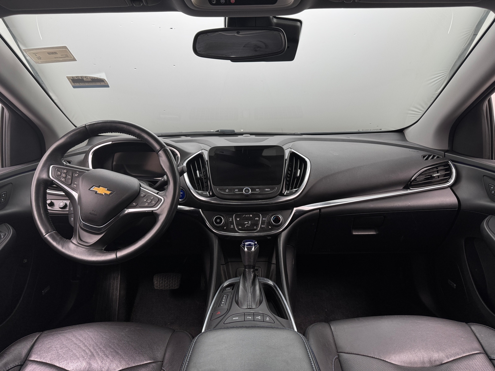 Thumbnail: 2018 Chevrolet Volt - 2